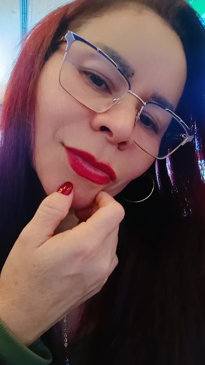 @Claudia silva