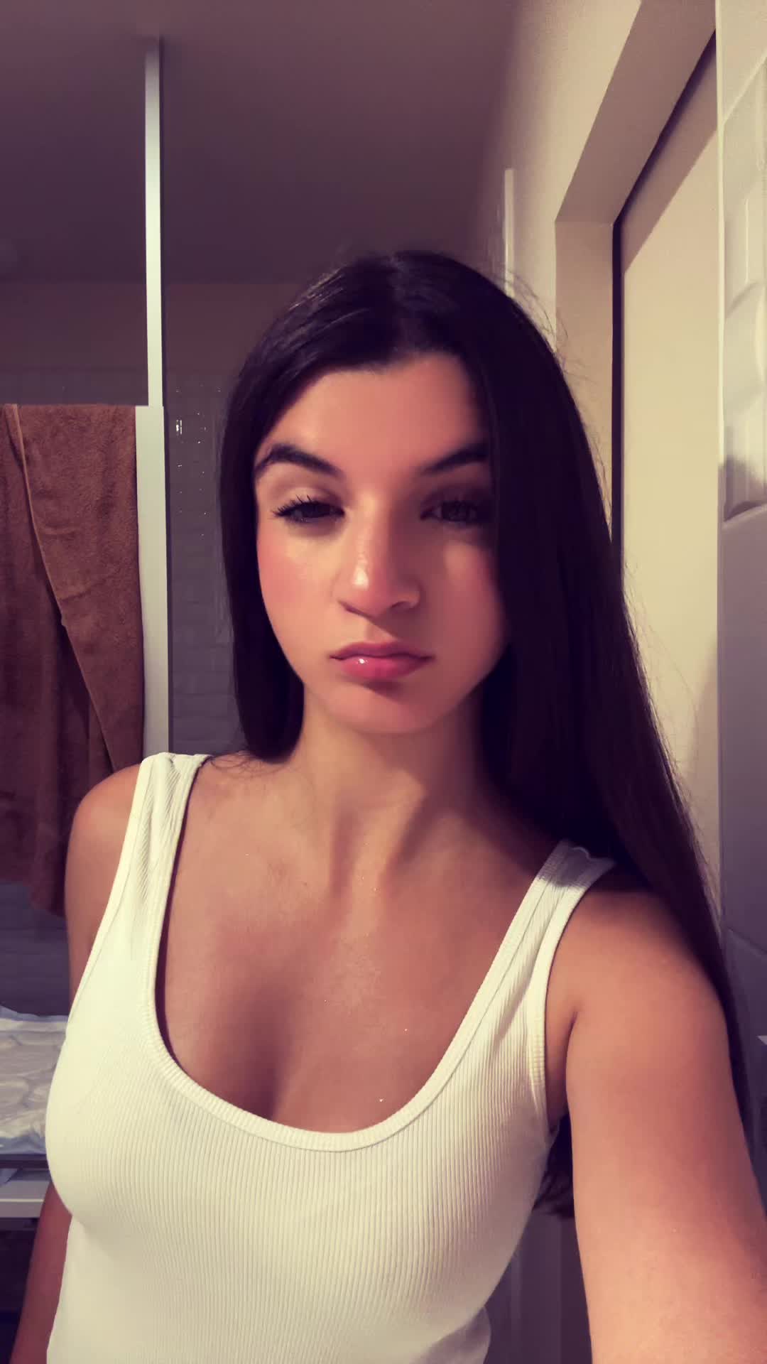 @بيرلا👧🏻💋