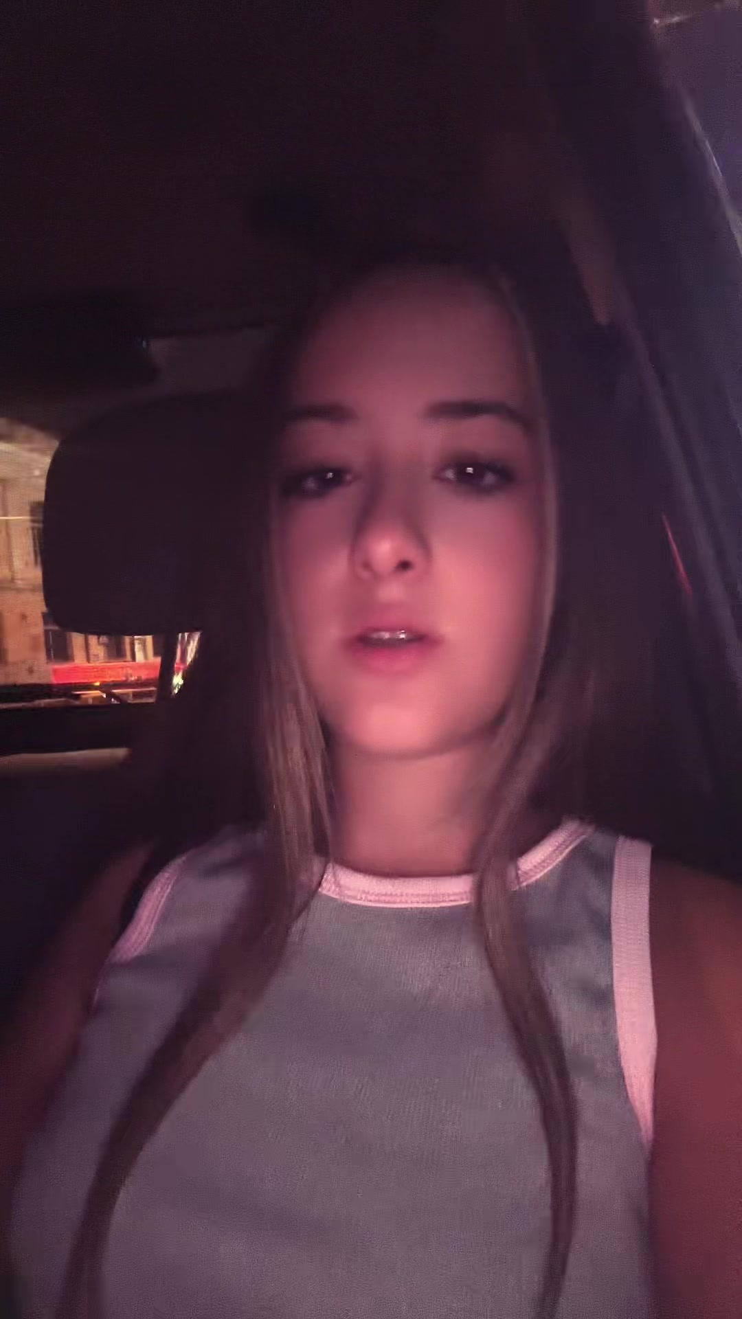 @vvv