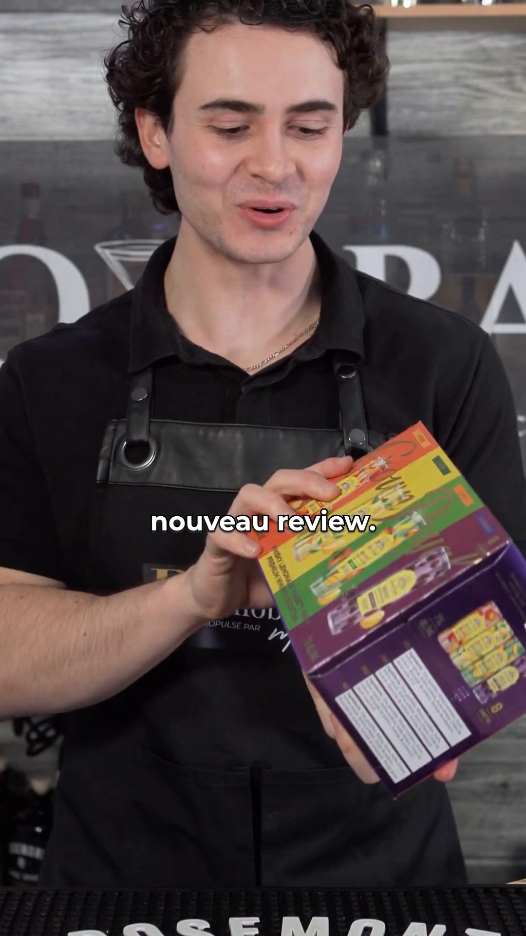 @Yoyobar_