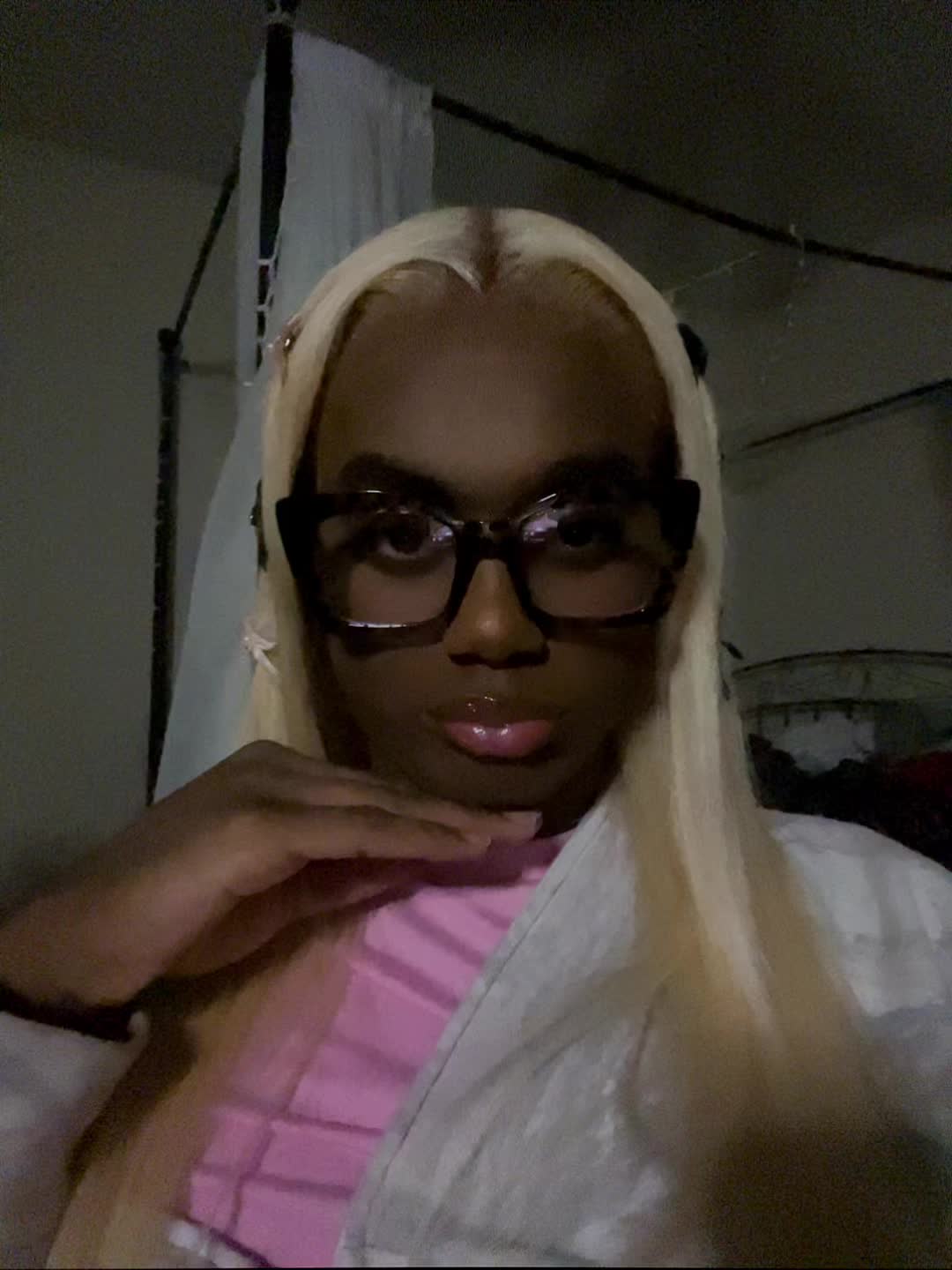 @llill.Cameron