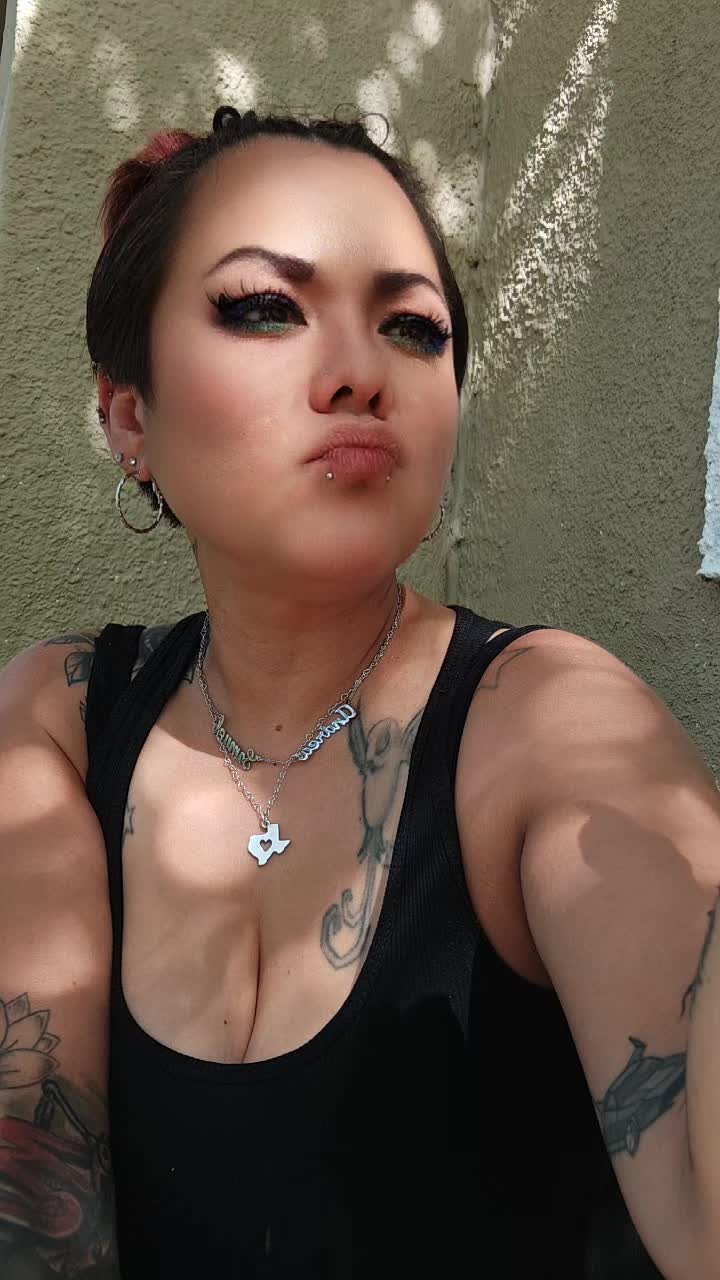 @mj