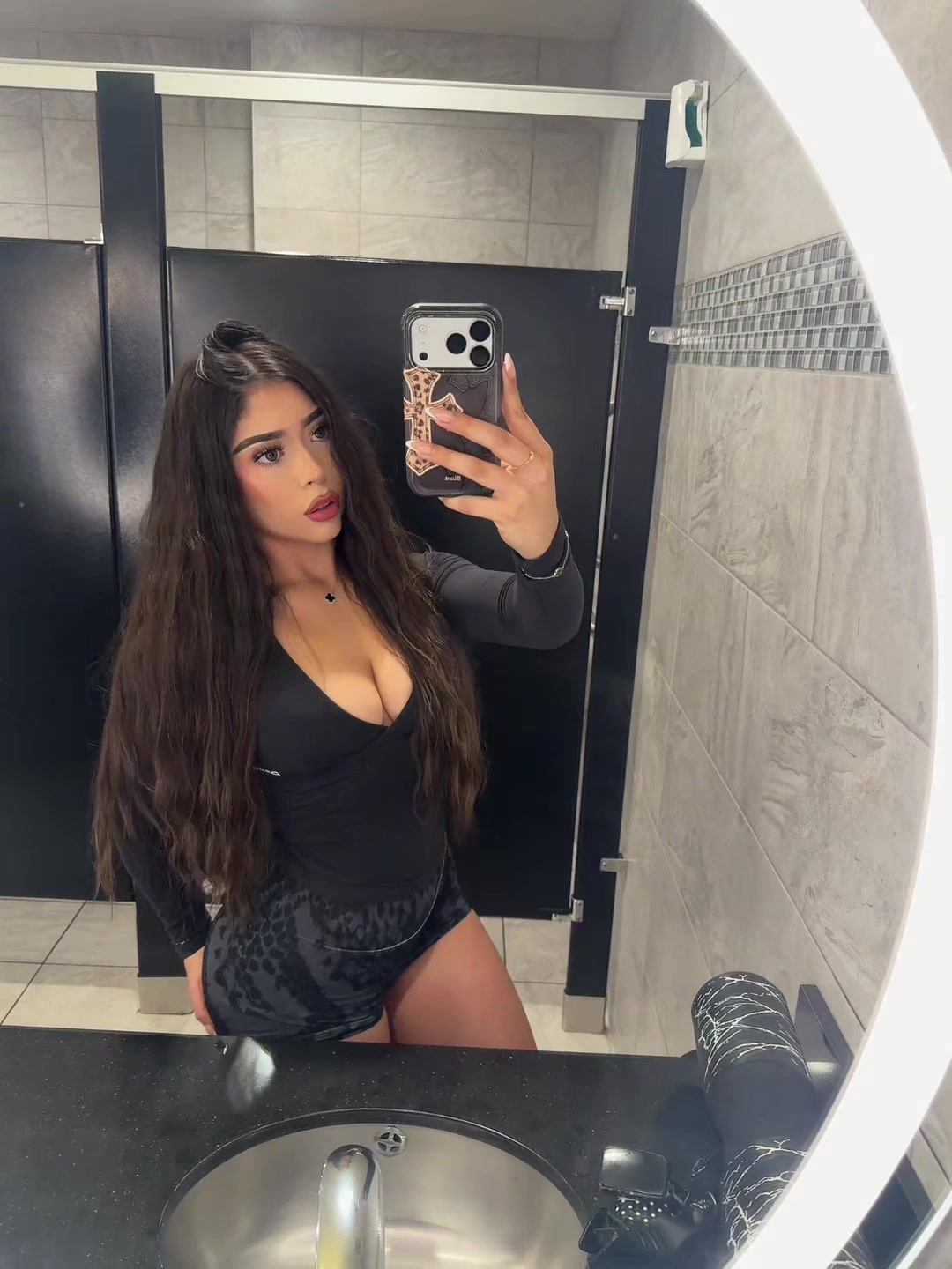 @_nataliaa.floress_