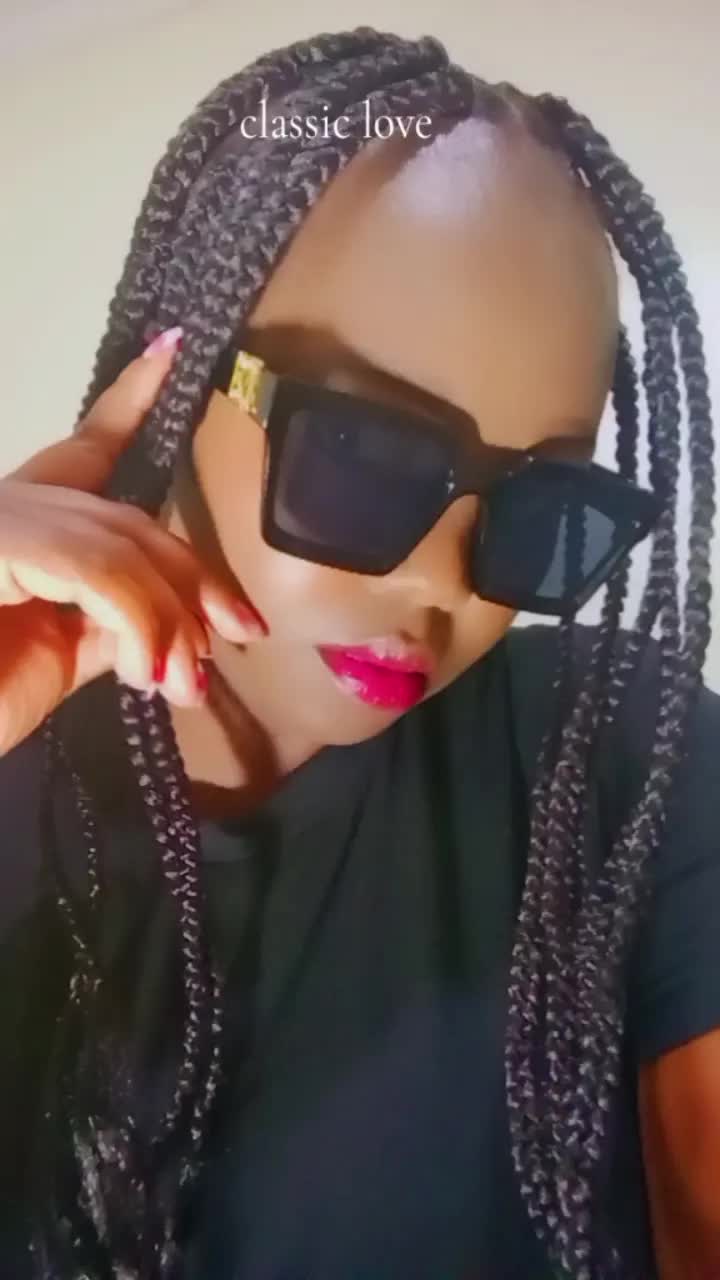 @Monique S