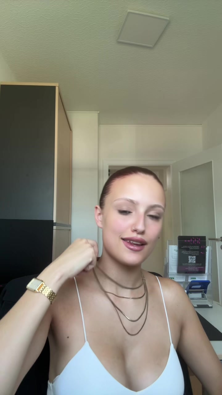 @ahlina