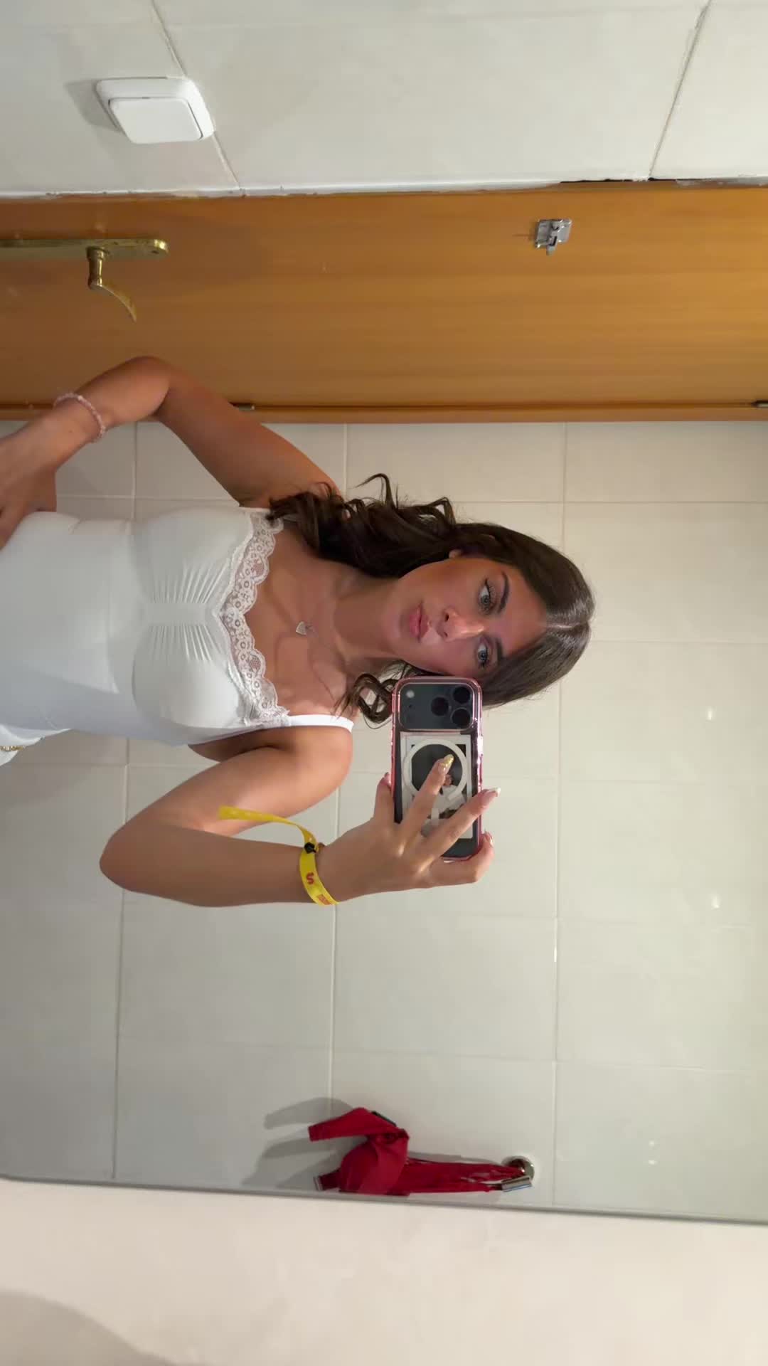 @𝘭𝘢𝘶𝘳𝘢