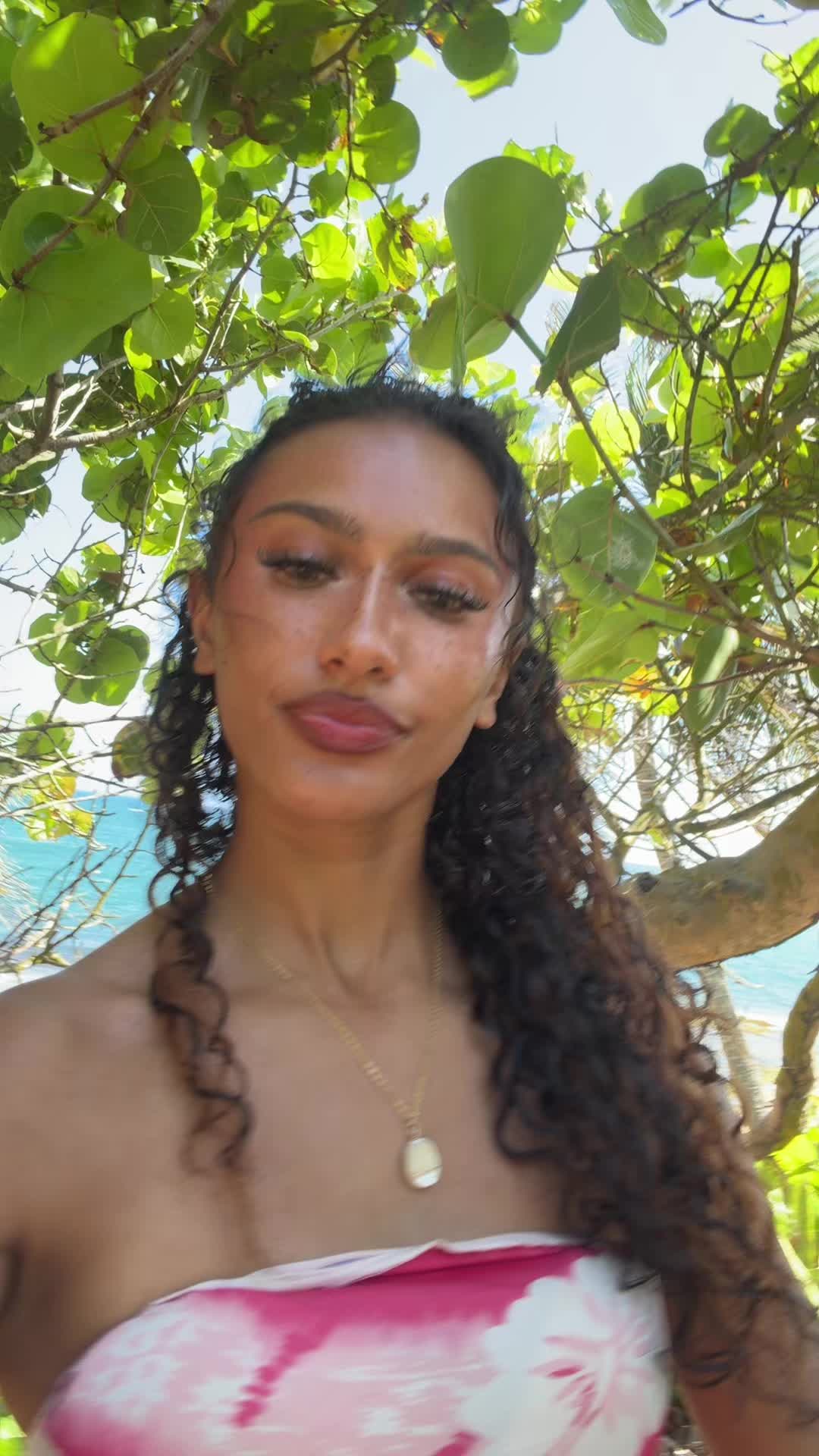 @Sophia