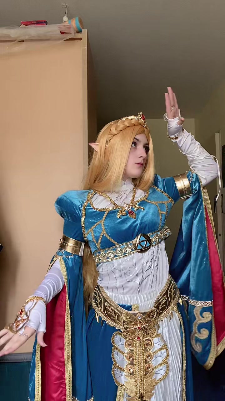 @aroux._.cos