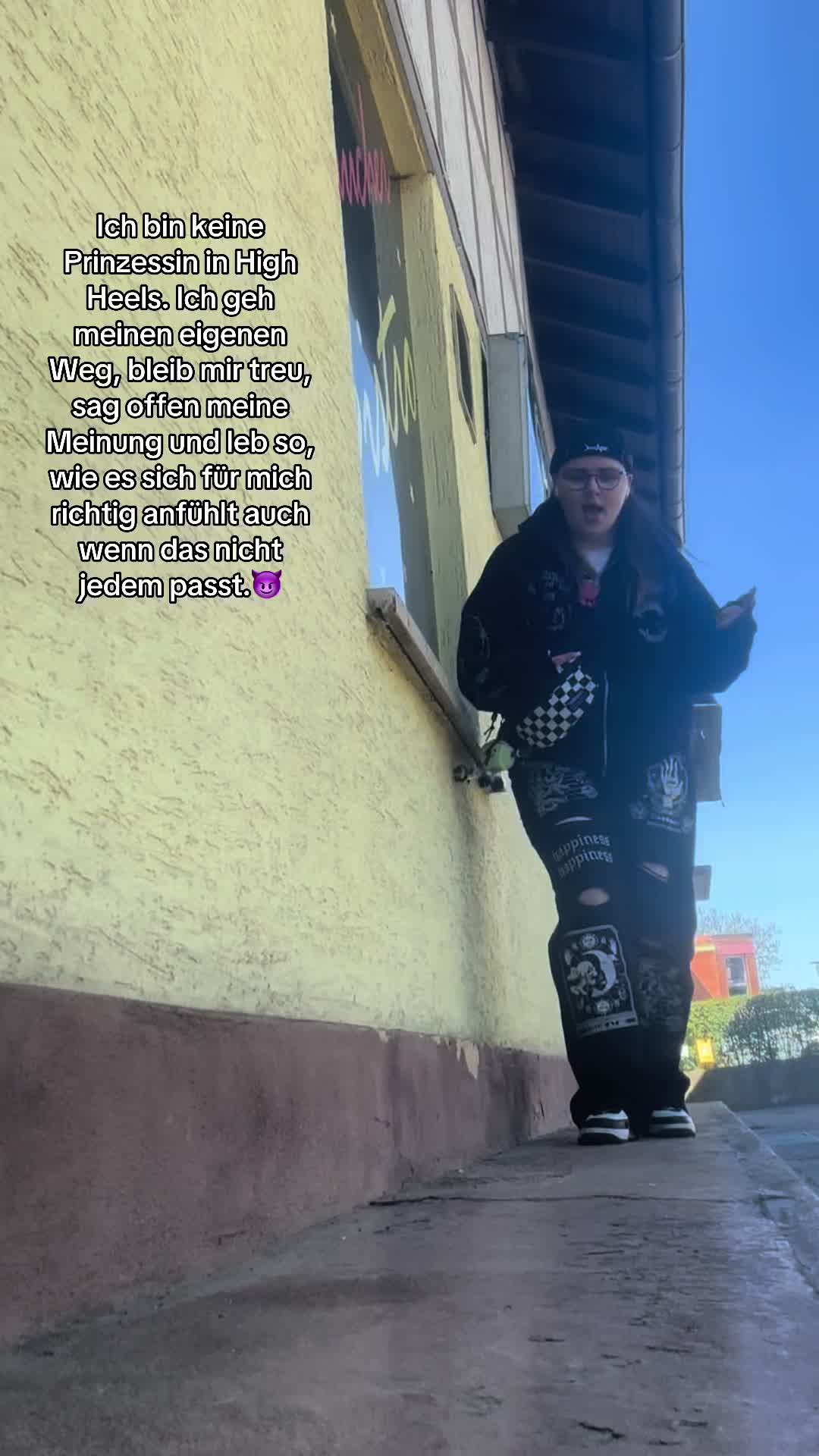 @Sallyxoxo_21