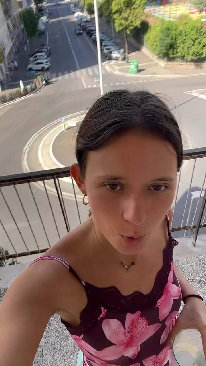 @annareesc