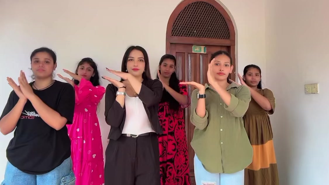 @Suu Rathnayake 🧿