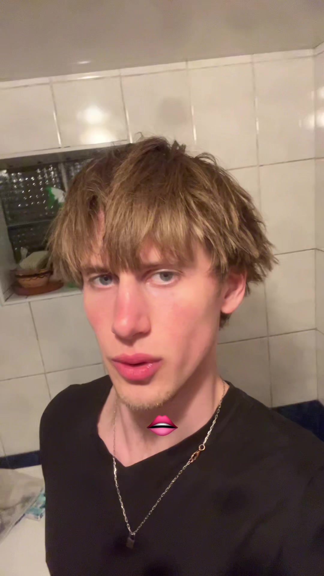 @7ky