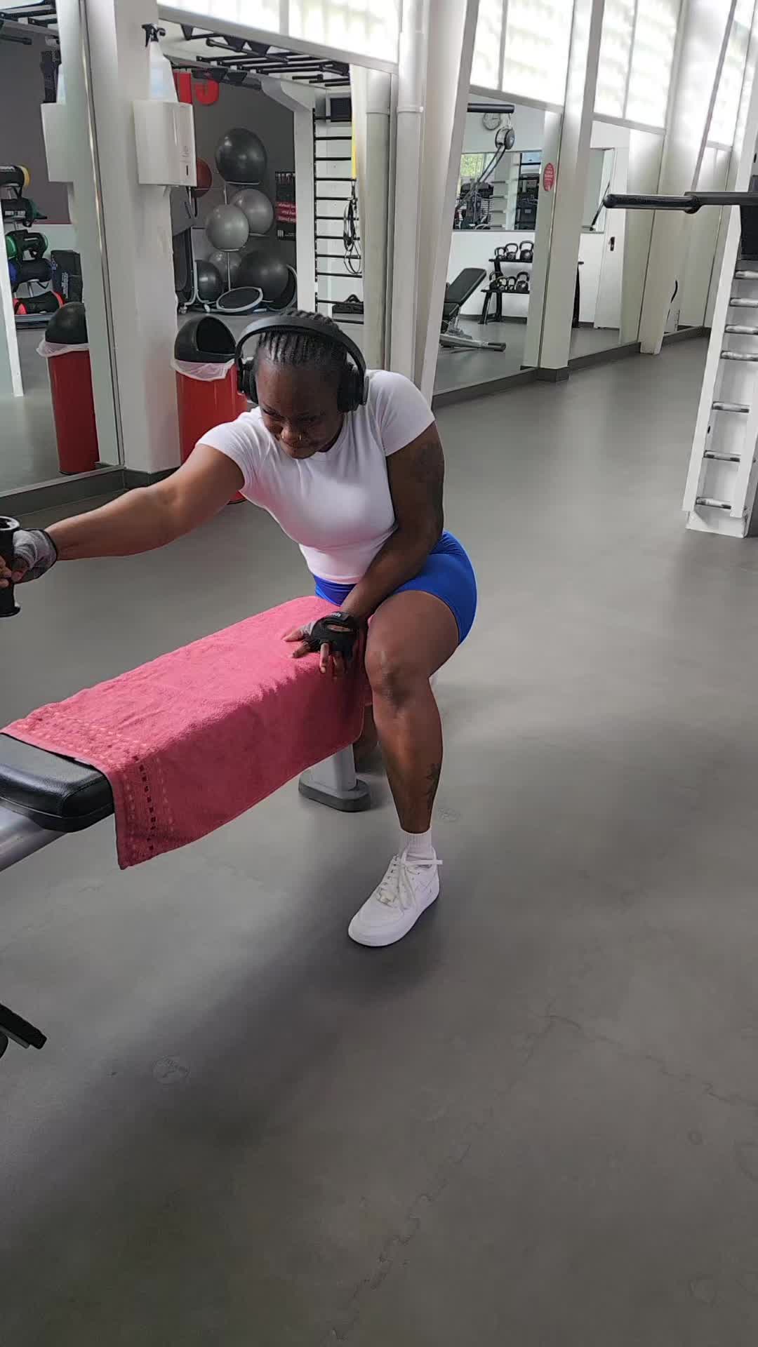 @callmetheboysqueen