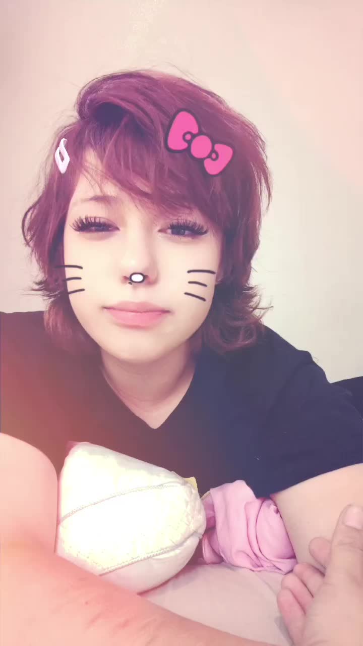 @Mona_On_Marzz