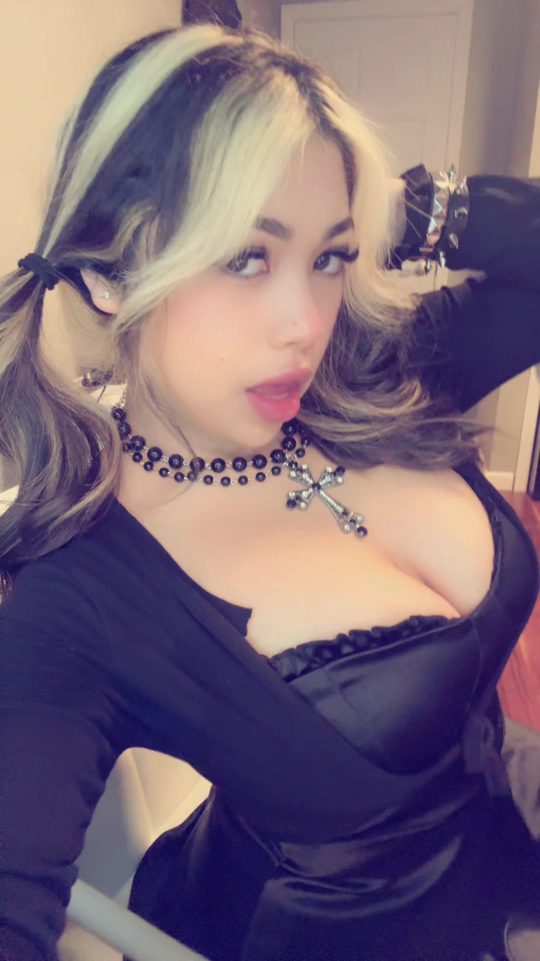 @Lolyonmolly