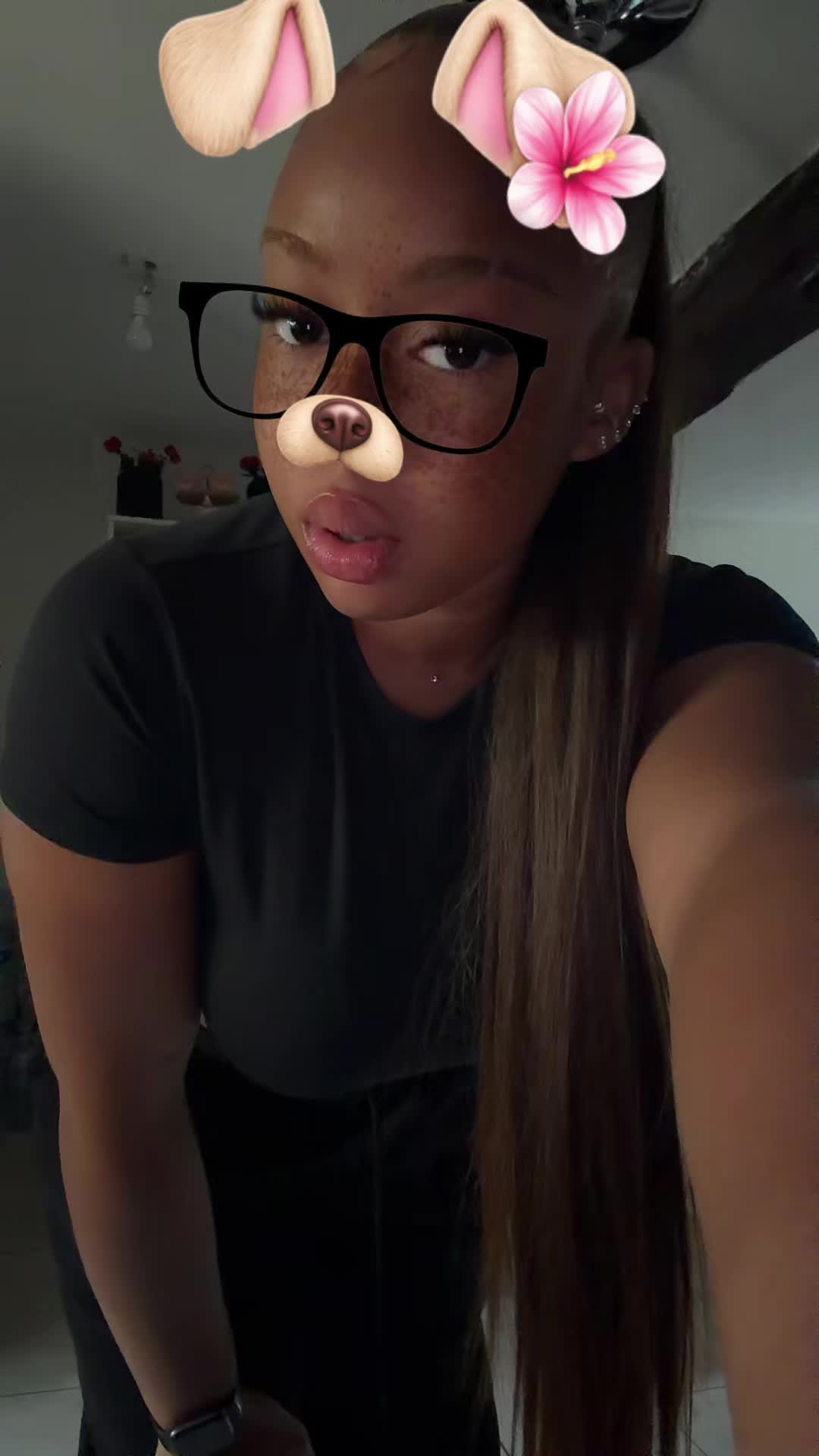 @Ananaas🥥🌺