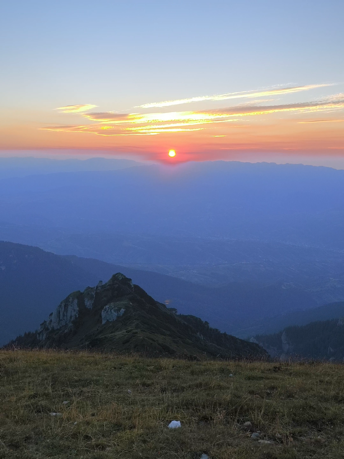 @Călător prin viață 🌅🏞️🌌