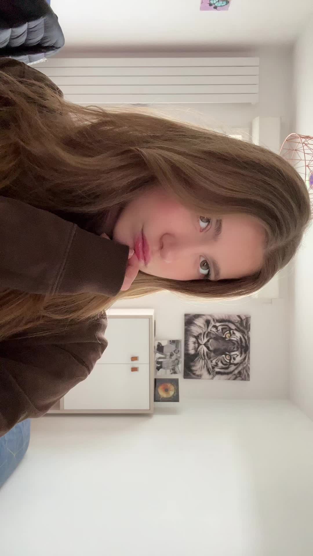 @charlotte_fery