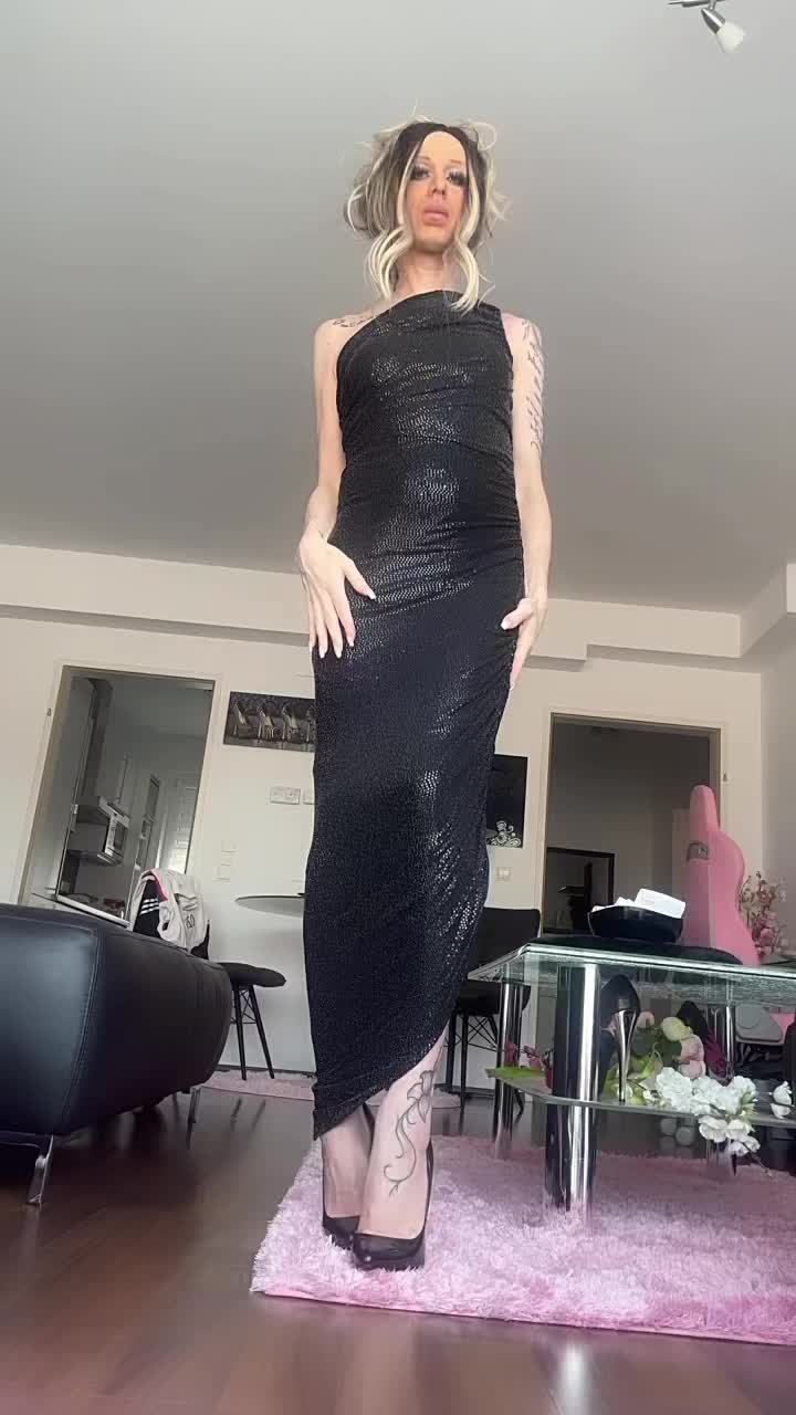 @𝒮𝑒𝓁𝒾𝓃𝒶