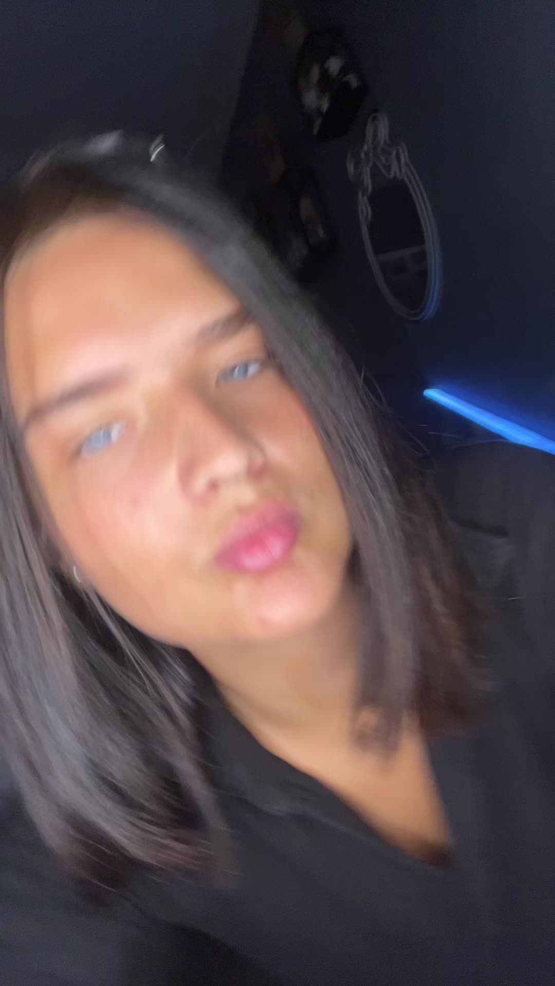@𝒦𝒶𝓇𝓁𝑒𝓎