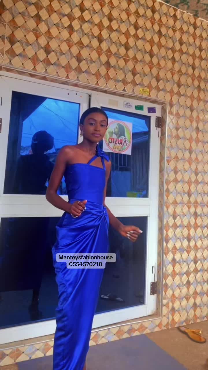@Manteysfashion_House🧵🪡