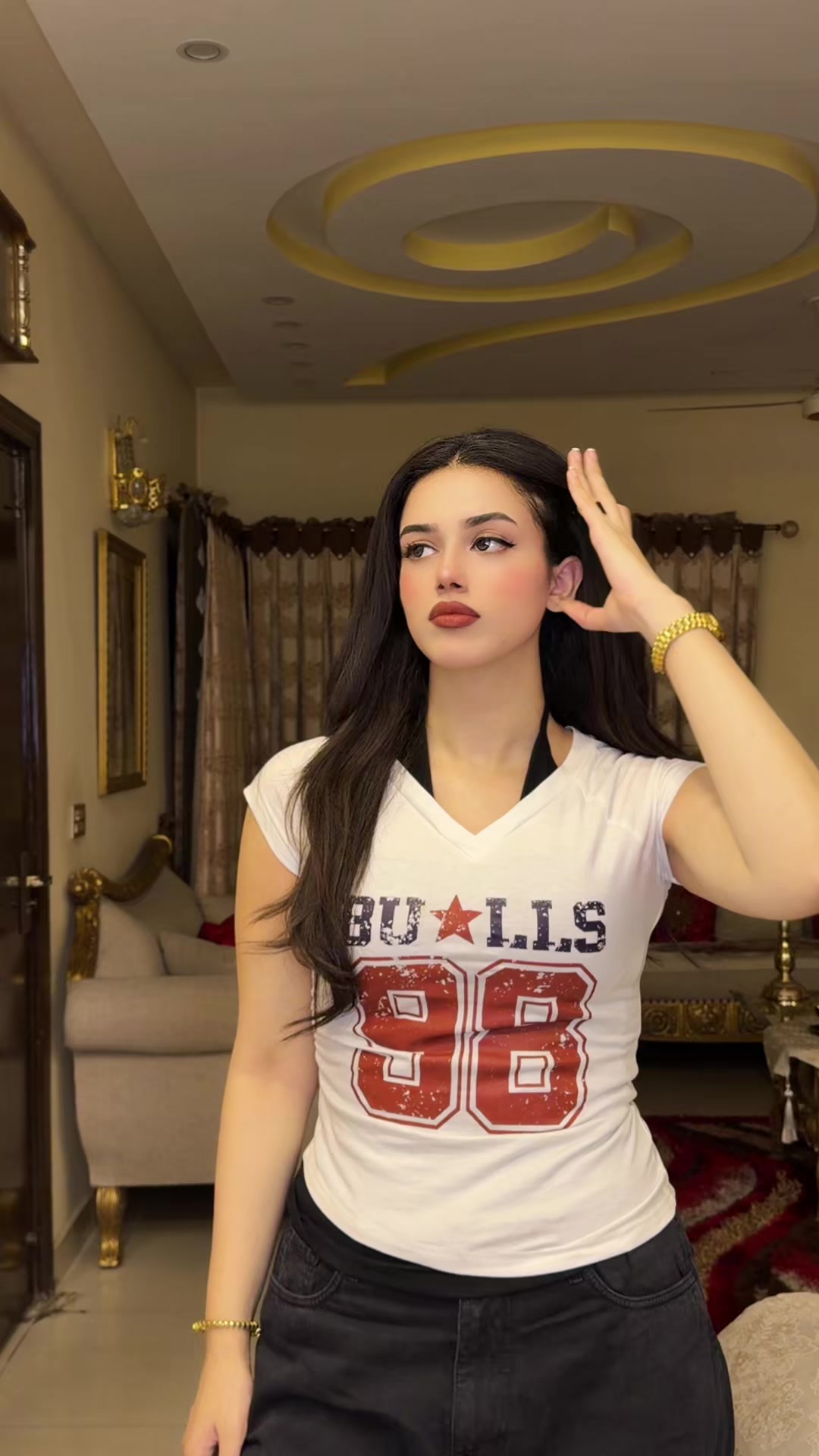 @Alina Amir