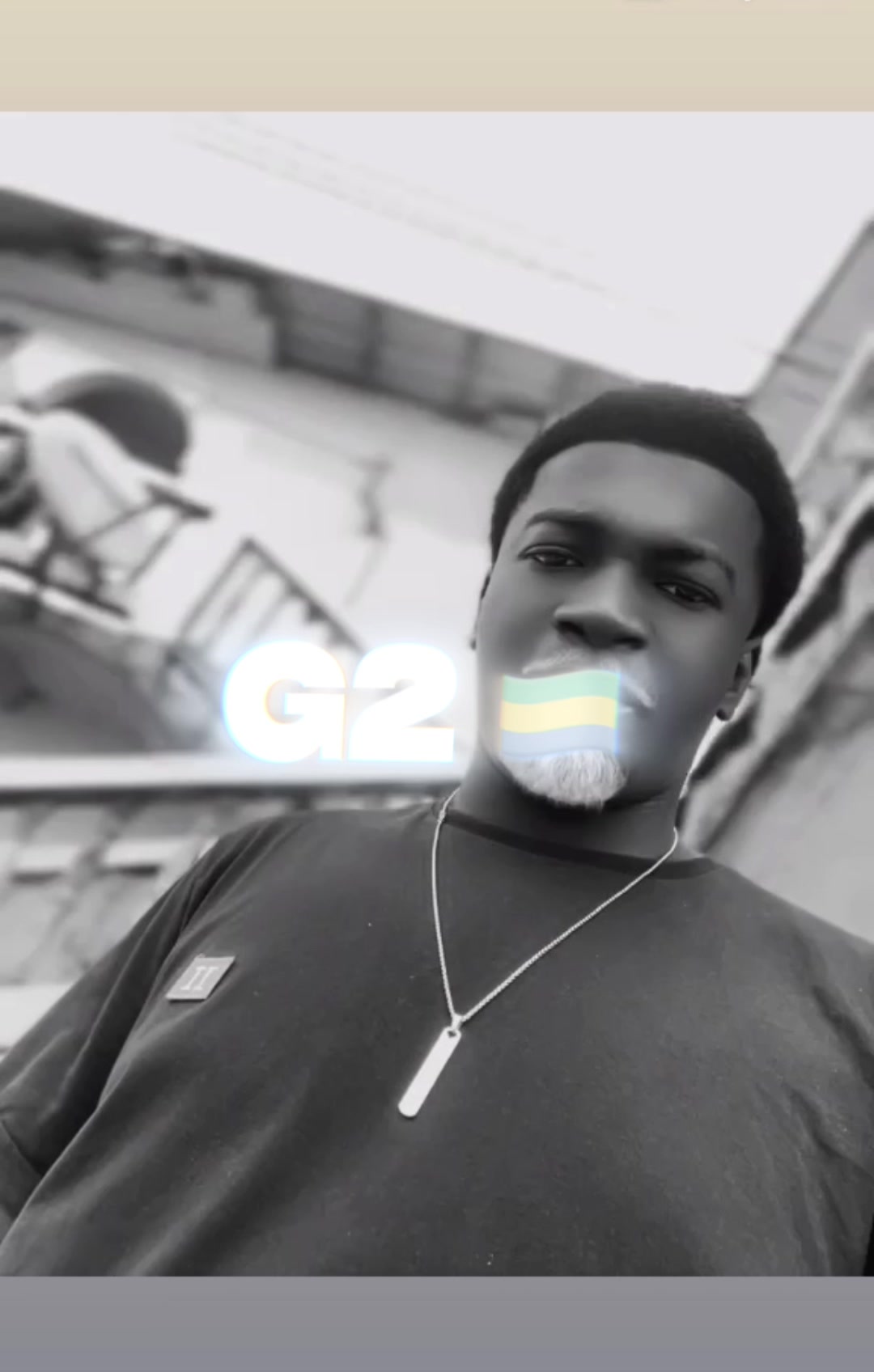 @R&auml;nd&yuml;_l&euml;ch&ouml;c&oslash;l&auml;t_d&uuml;rō&yuml;&auml;ūmē👑🍫