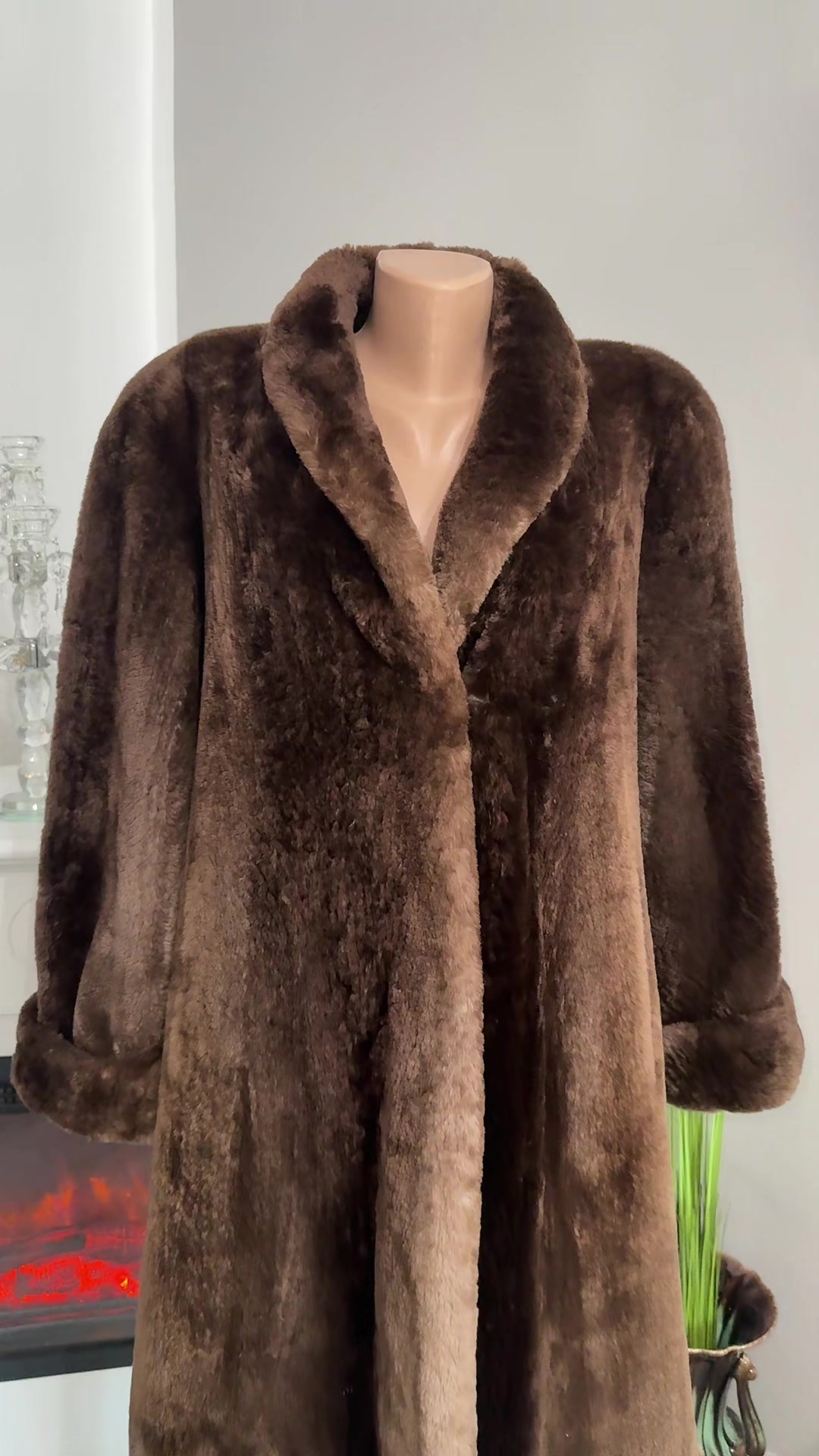 @Maria Luxury furs M&M