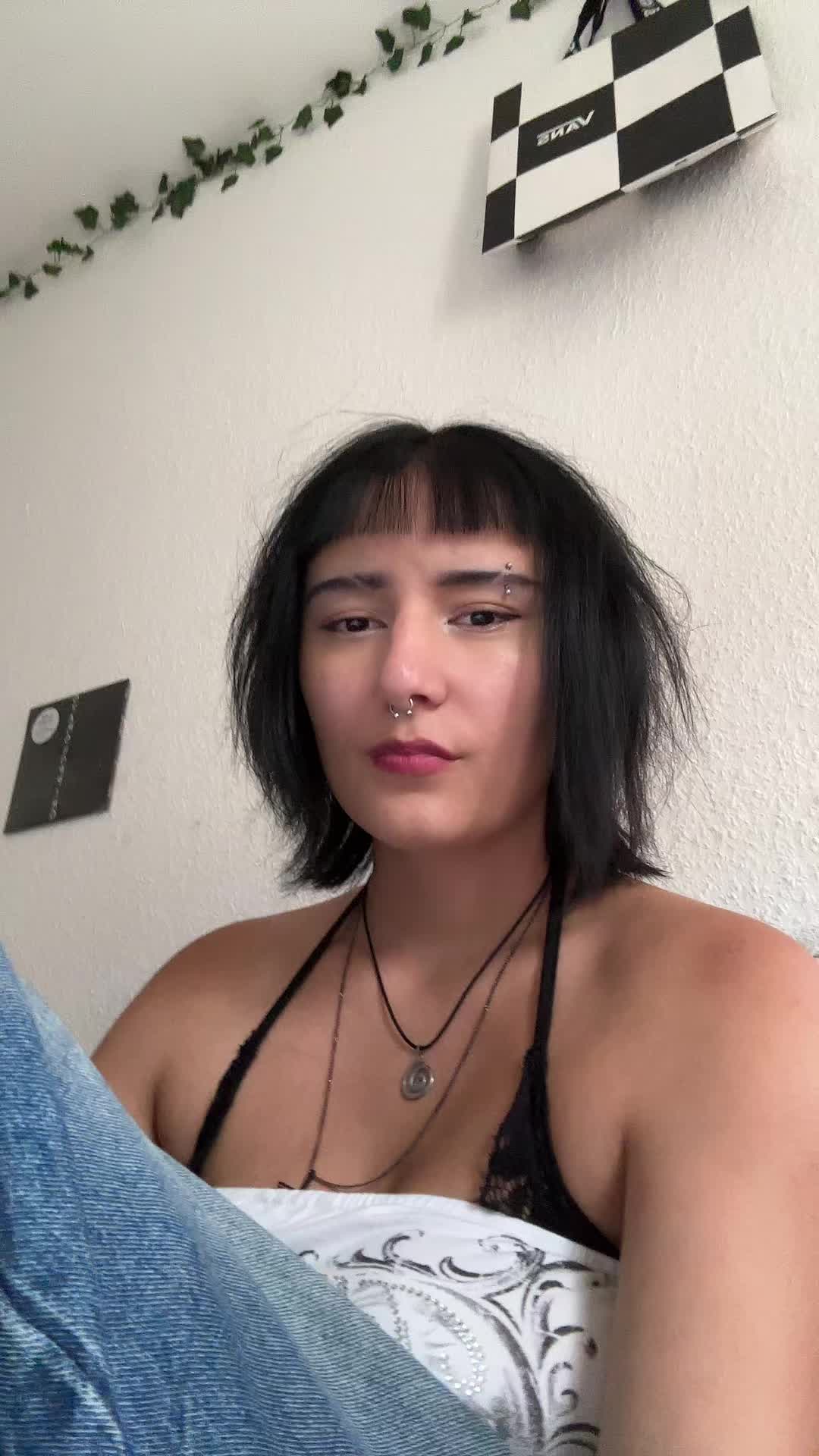 @angi