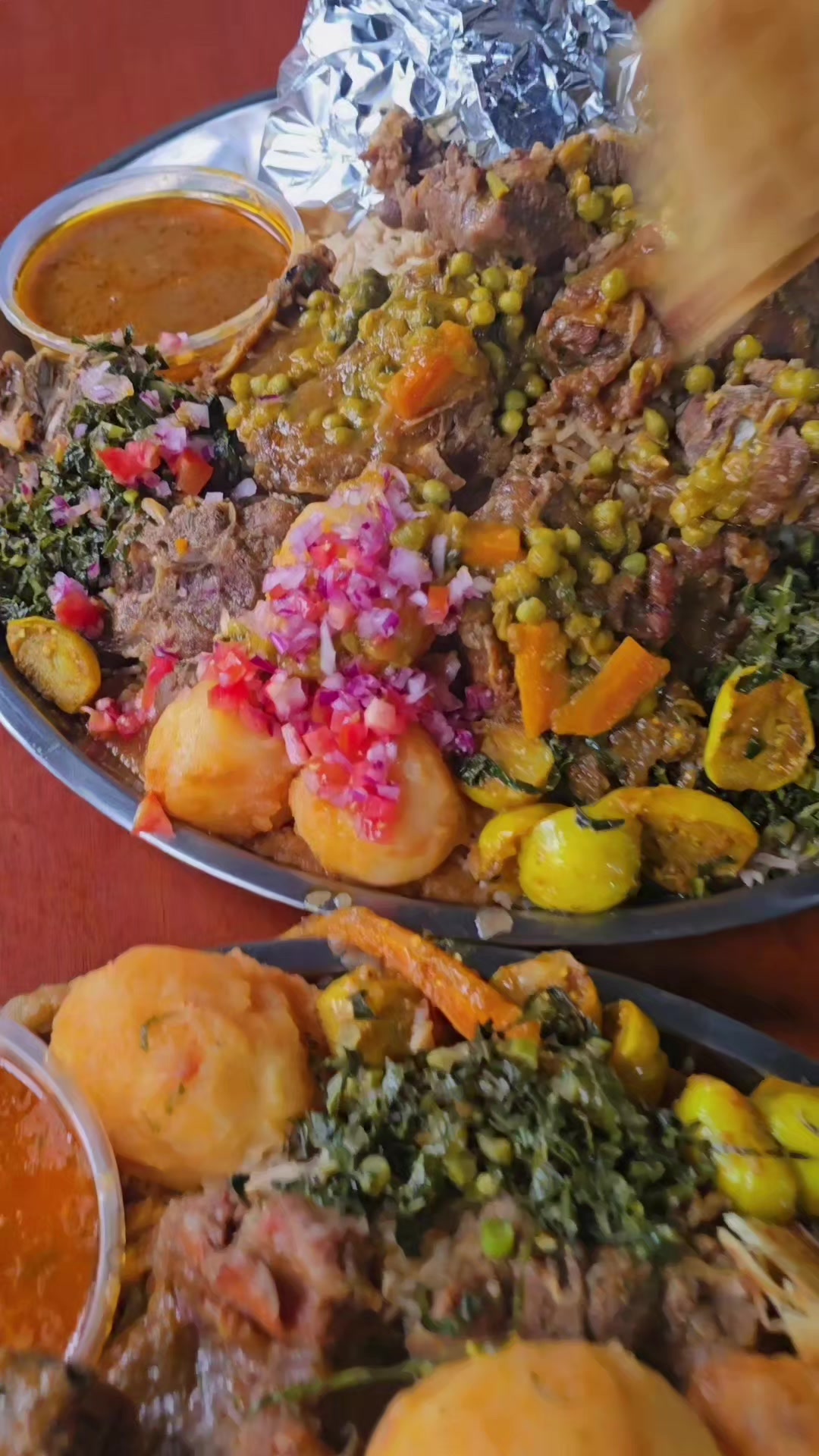 @Zauja Restaurant Lusaniya