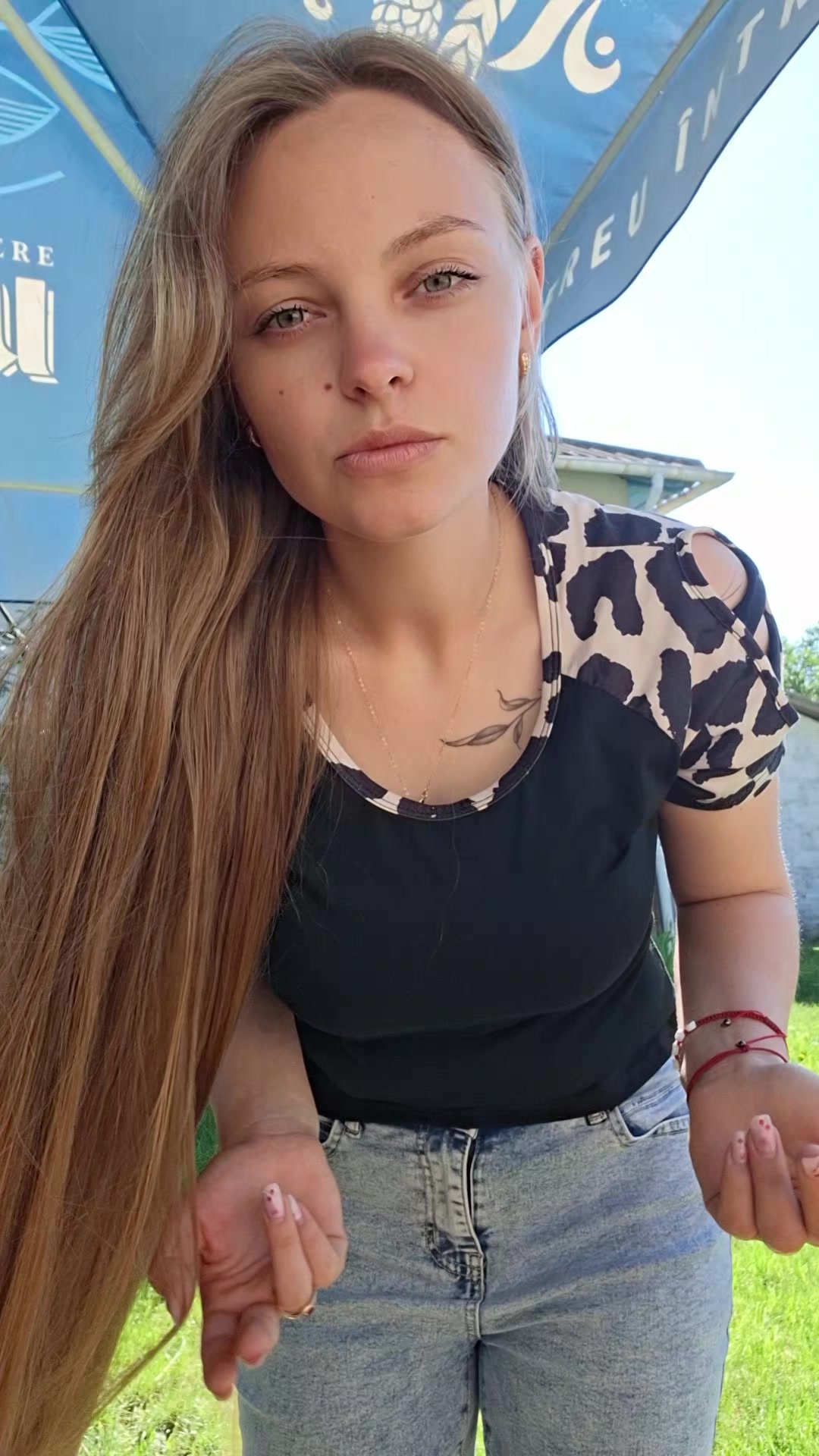 @Ecaterina