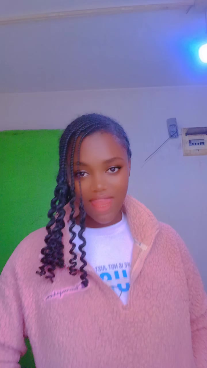 @💙Maryanne💙💸