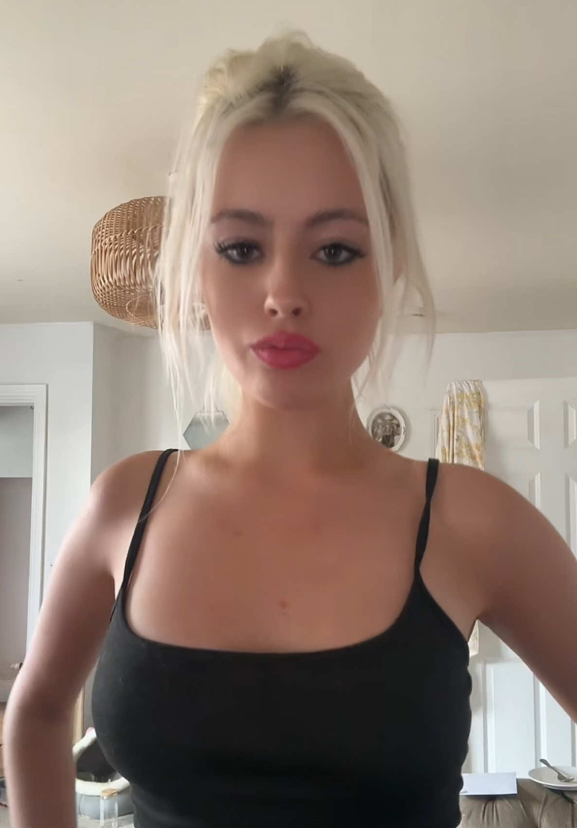 @𝑮𝑹𝑨𝑪𝑰𝑬