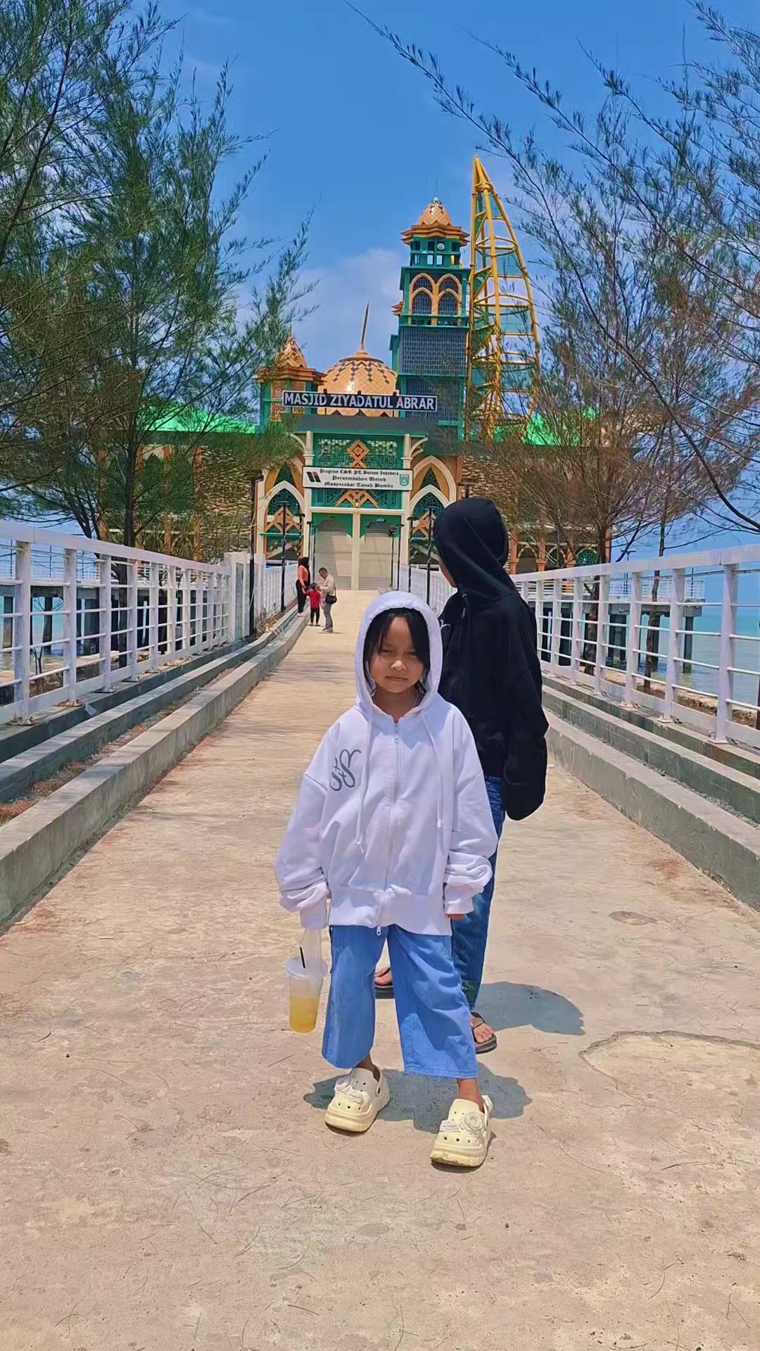 @Putraborneo30
