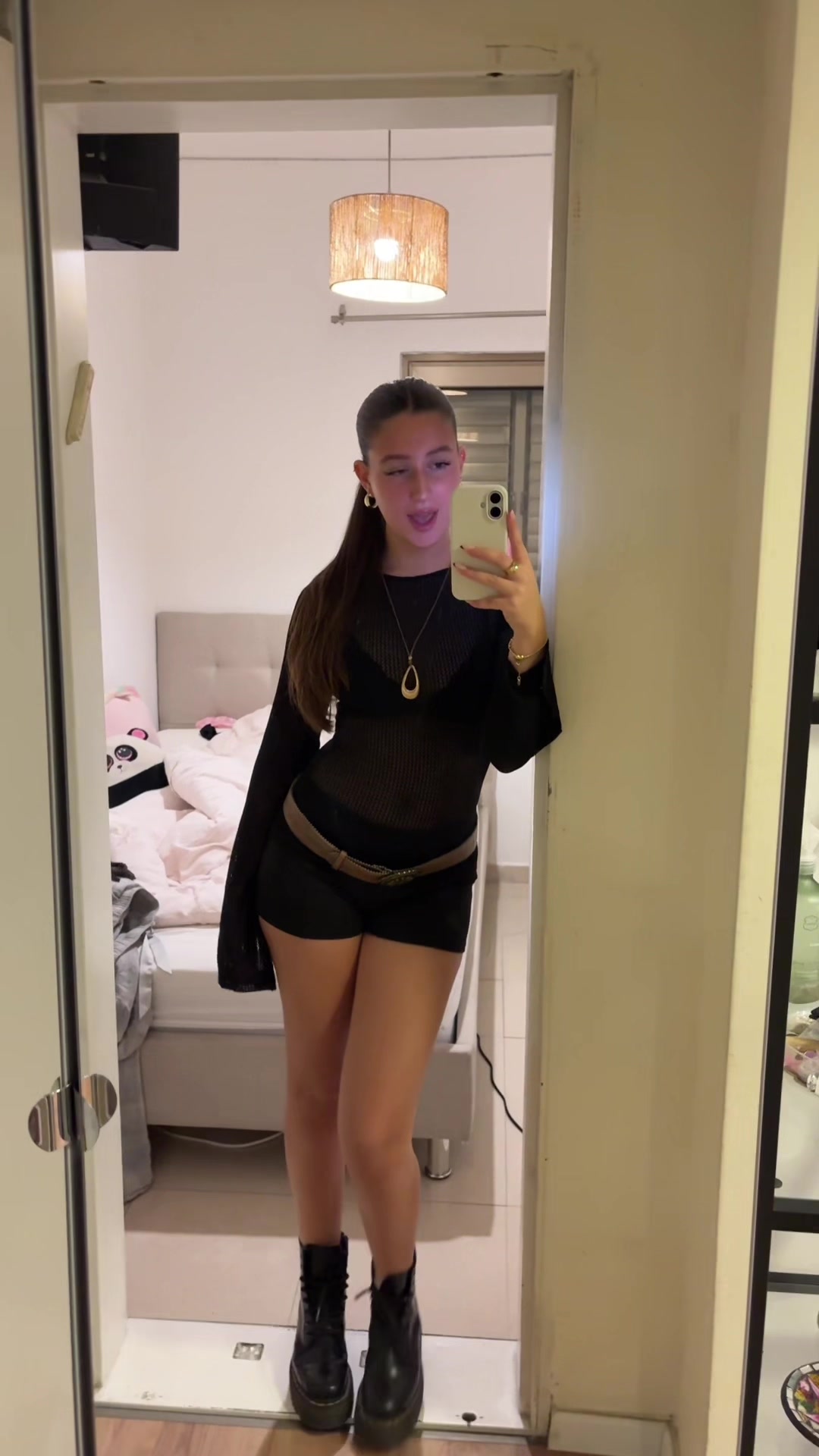 @daniella_zur