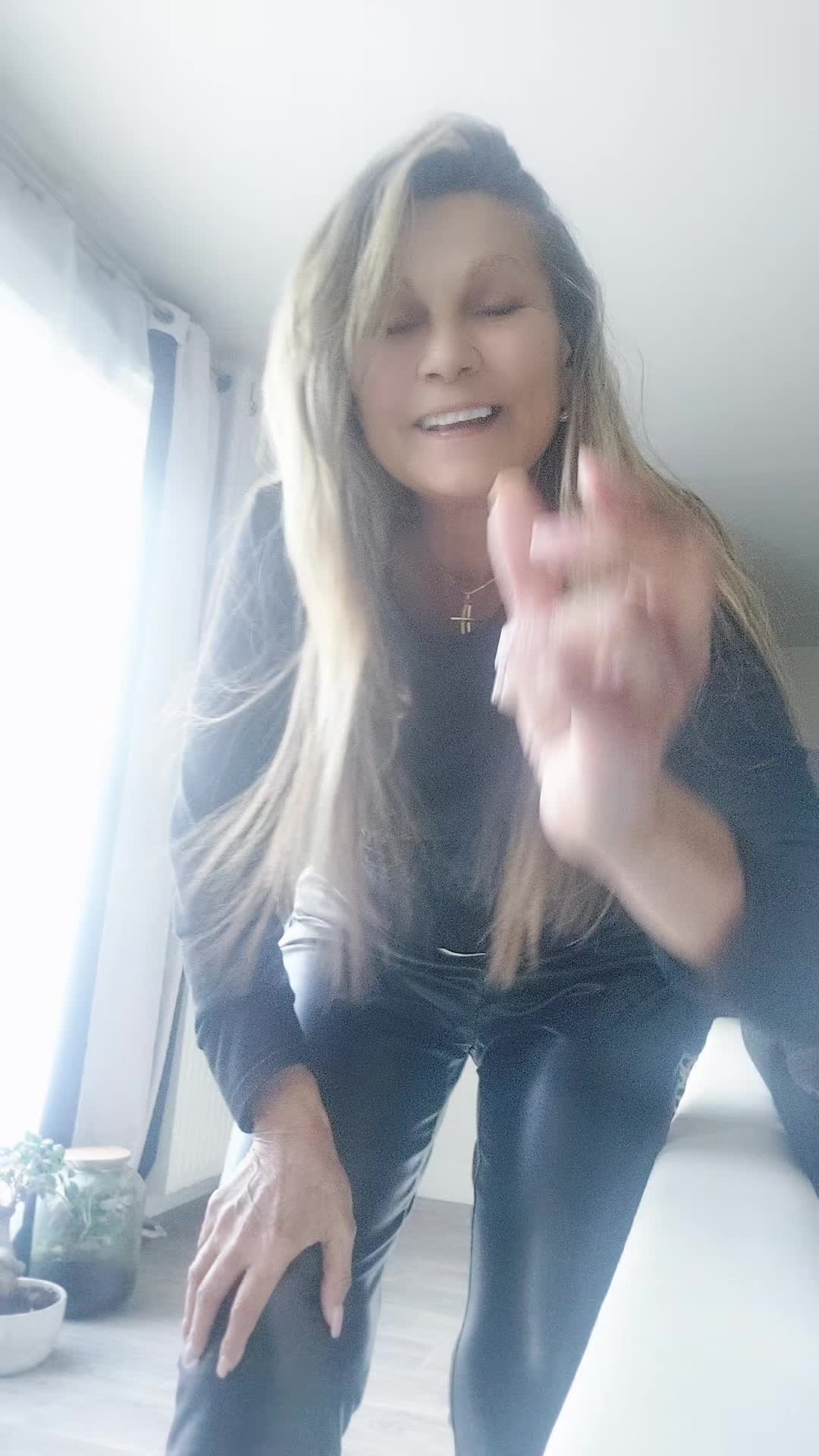 @mimi01REY