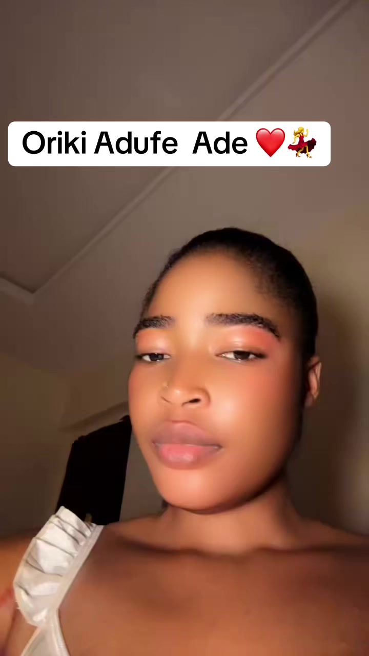 @OMODUNMADE AK&Eacute;W&Igrave;