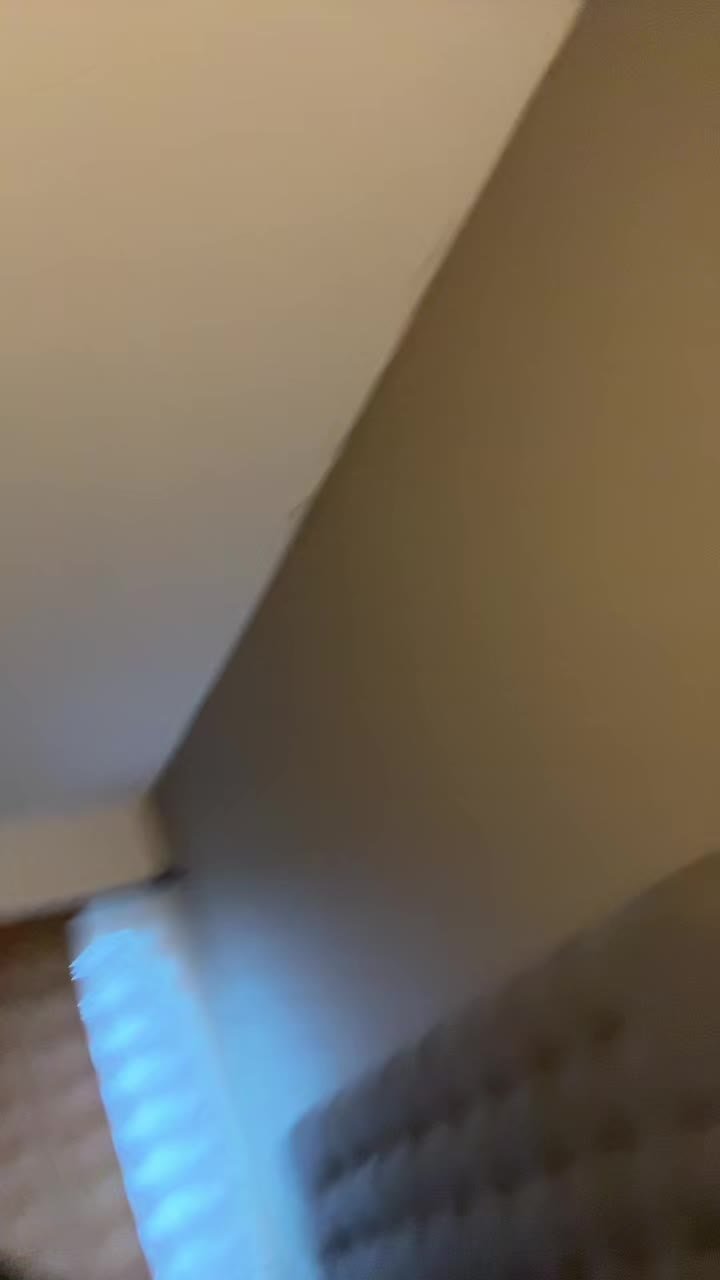 @𝒩