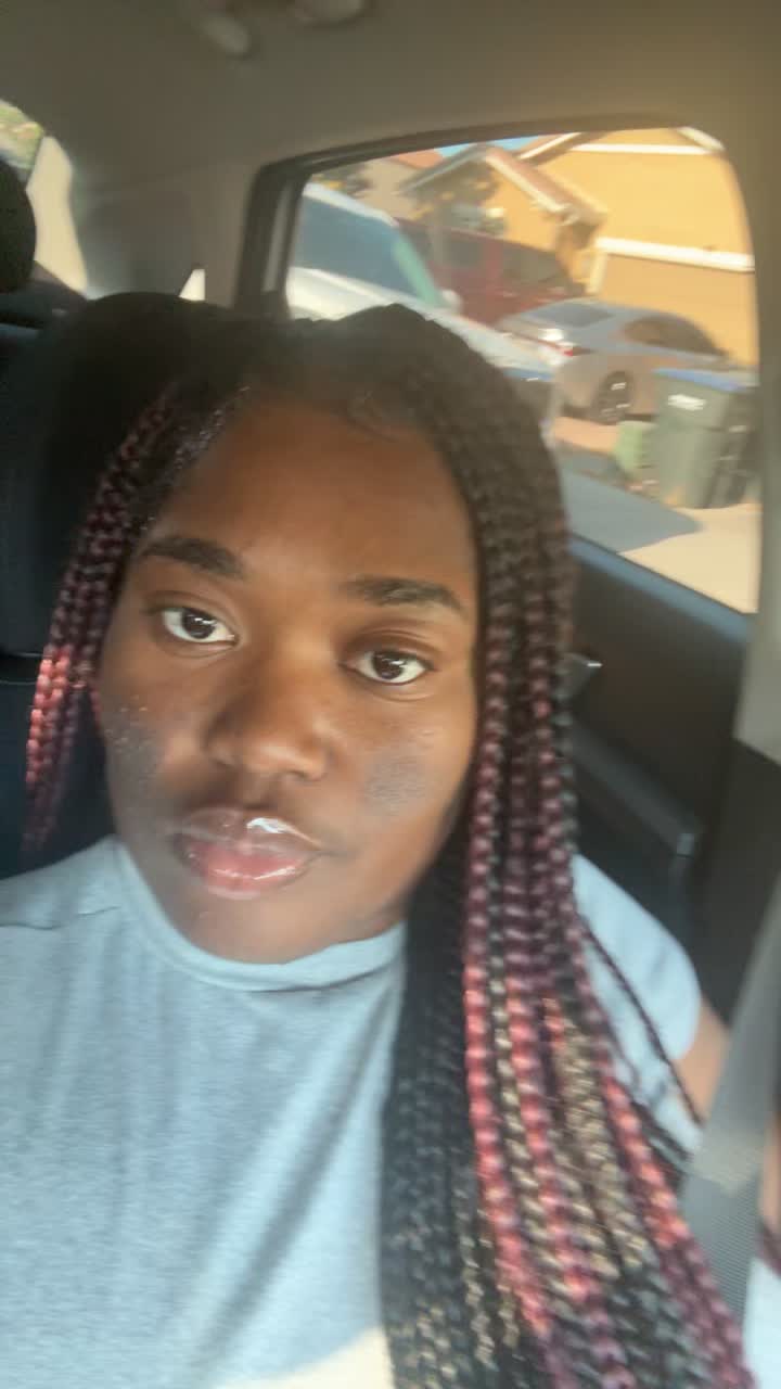 @Laylay🏆🎀