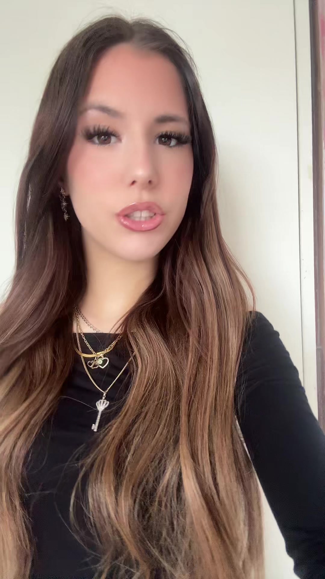 @𝓢𝓮𝓵𝓲𝓷𝓪 ♛