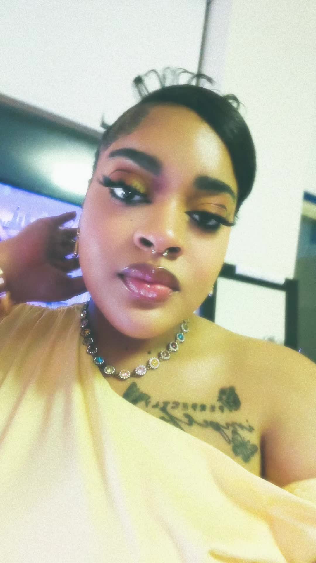 @iamgabby_