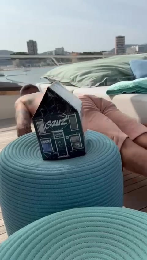 @GZUZ