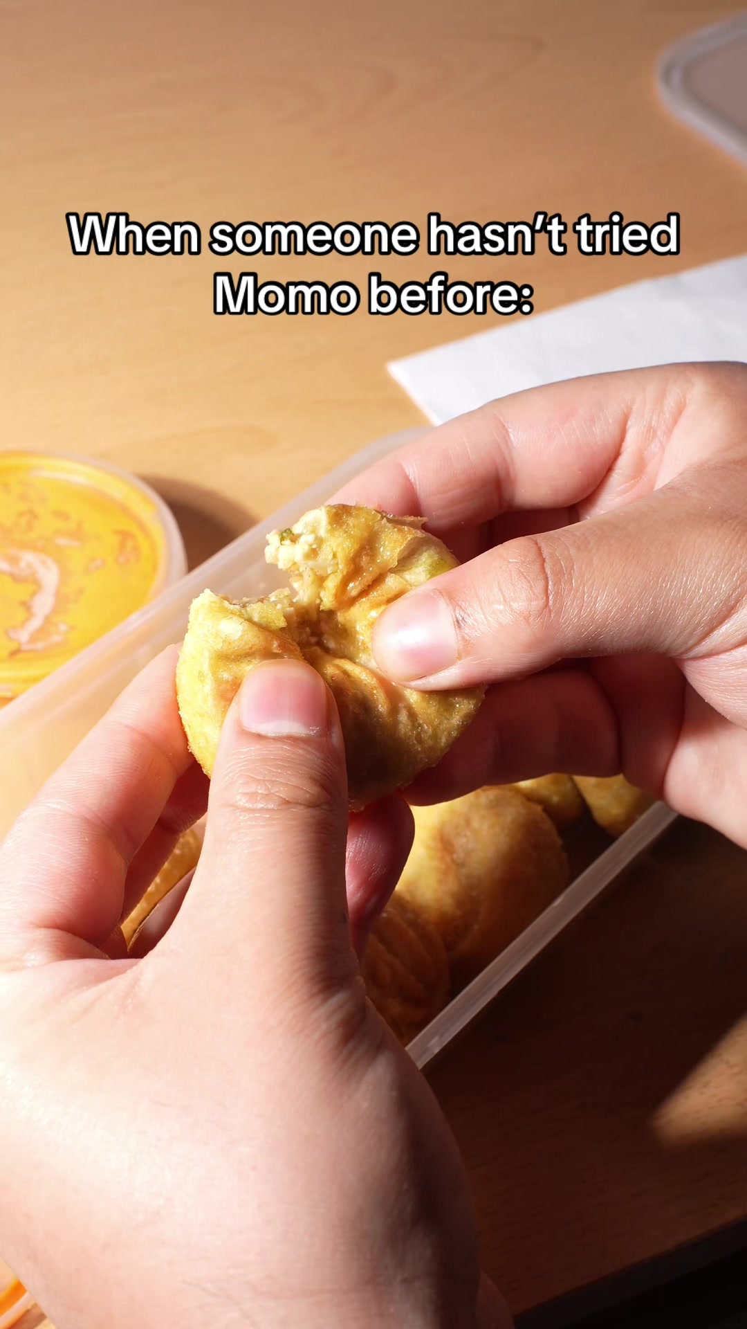 @momolanduk