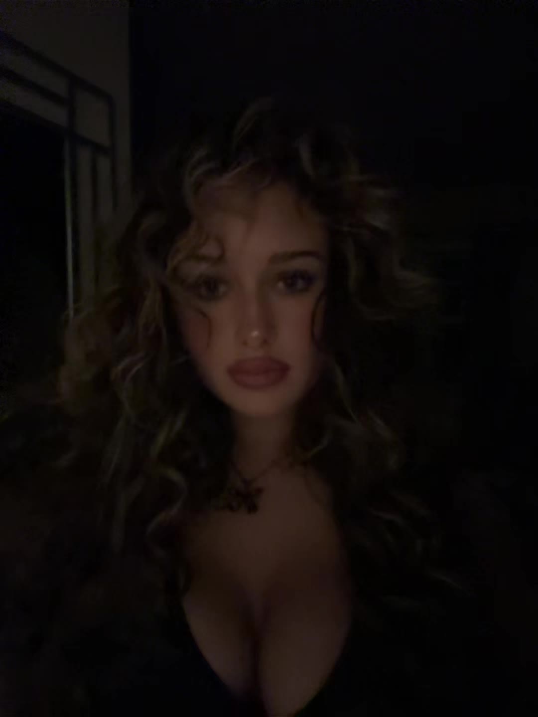 @𝓡𝓪𝓲𝓪🌙