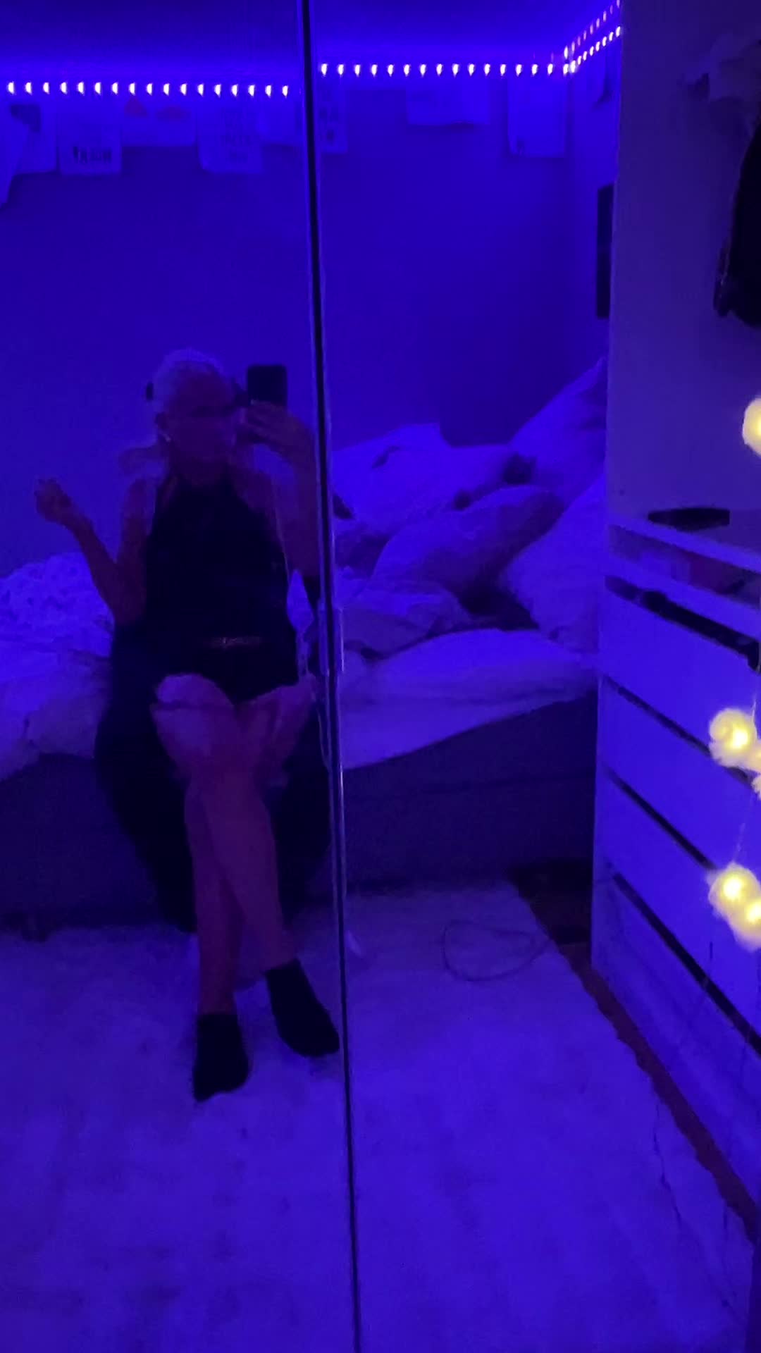 @👱🏼♀️🫰🏼6️⃣7️⃣🫰🏼👱🏼♀️