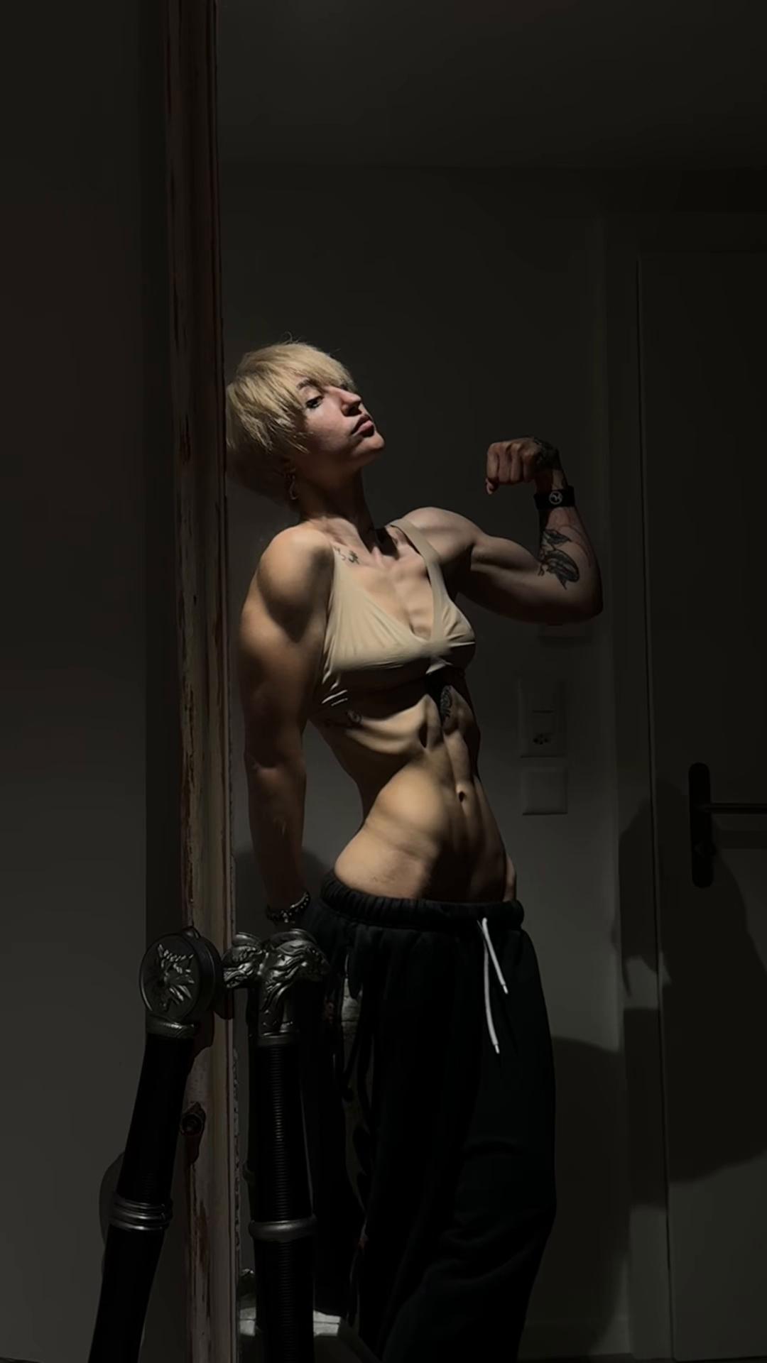 @boredgymdarling