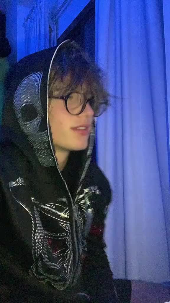 @Cody😶&zwj;🌫️
