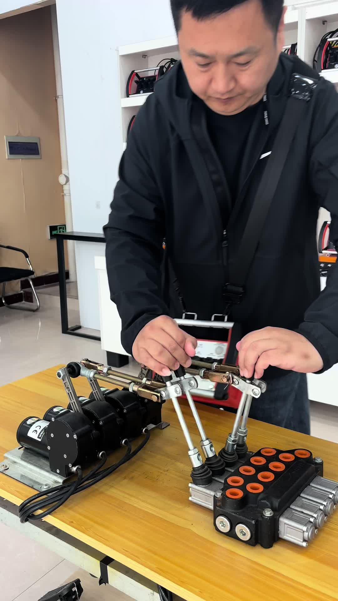@Crane remote control88