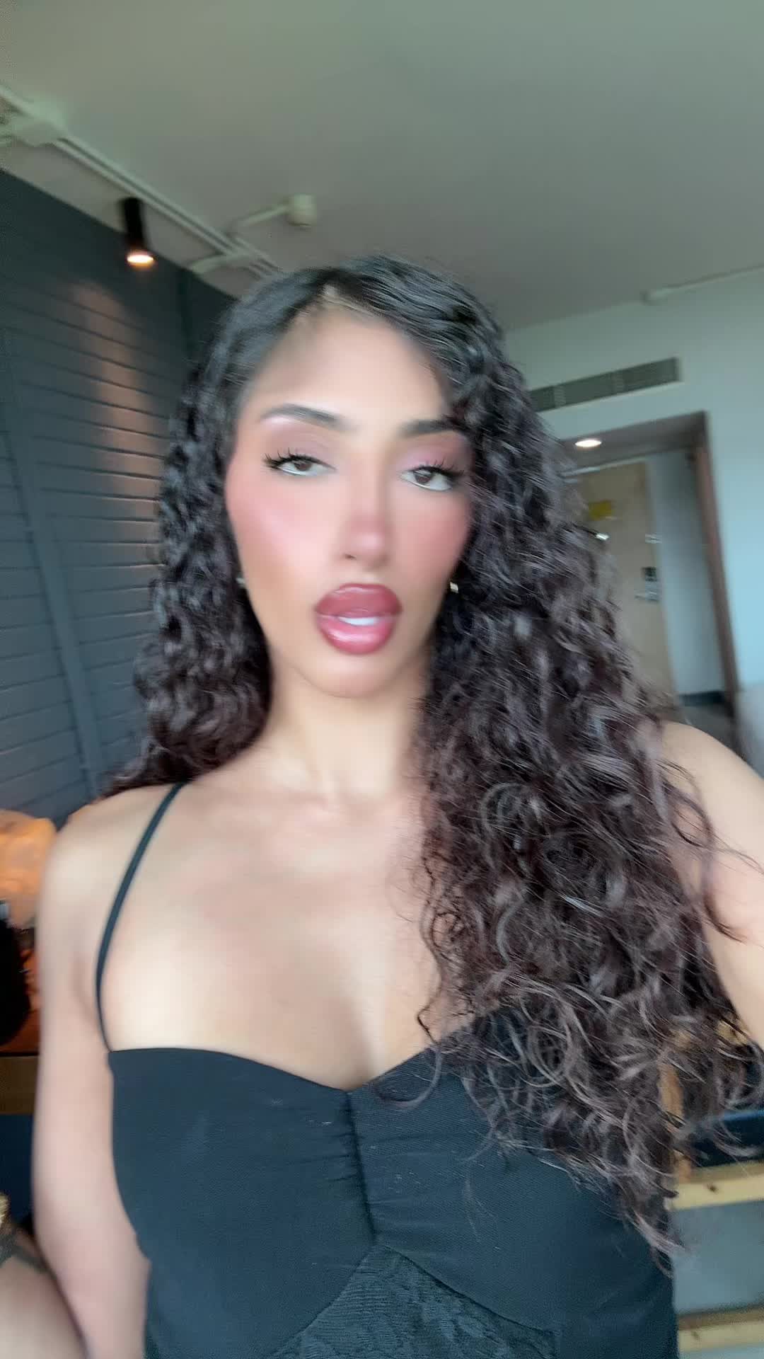 @ST