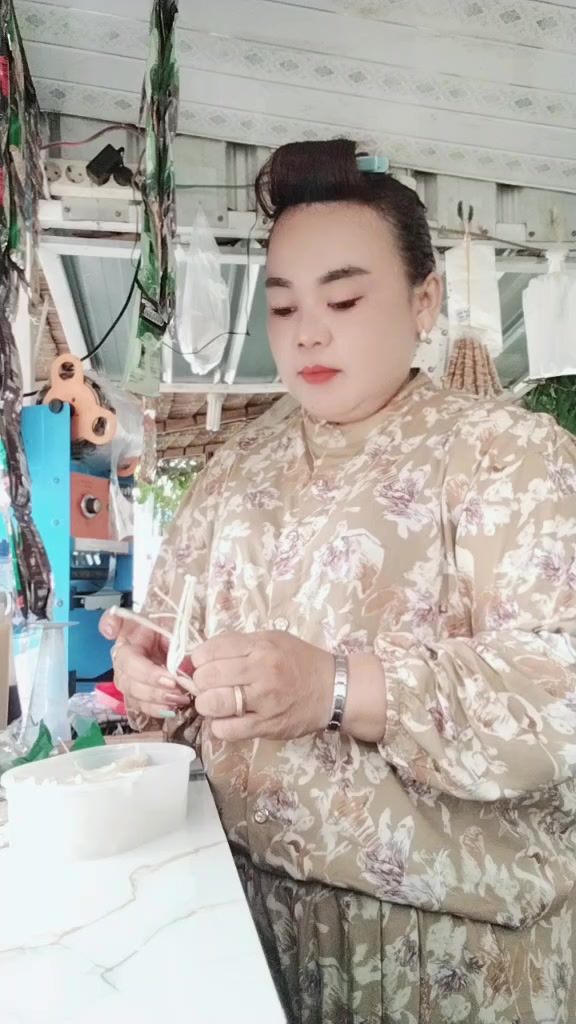 @Juniyanti saja